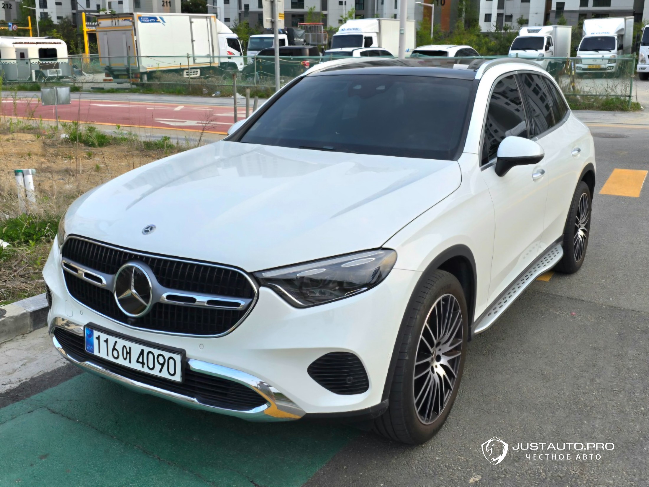 Автомобиль Mercedes-Benz GLC-Class