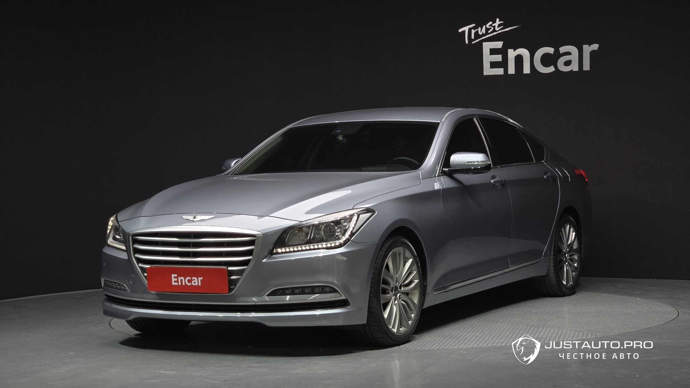 Автомобиль Hyundai Genesis