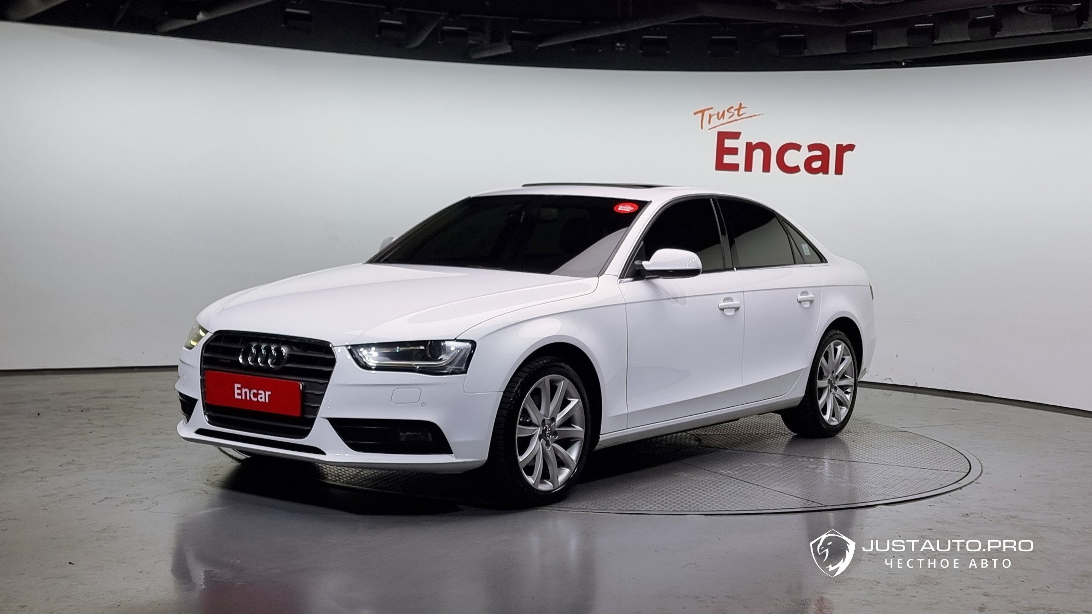 Автомобиль Audi A4