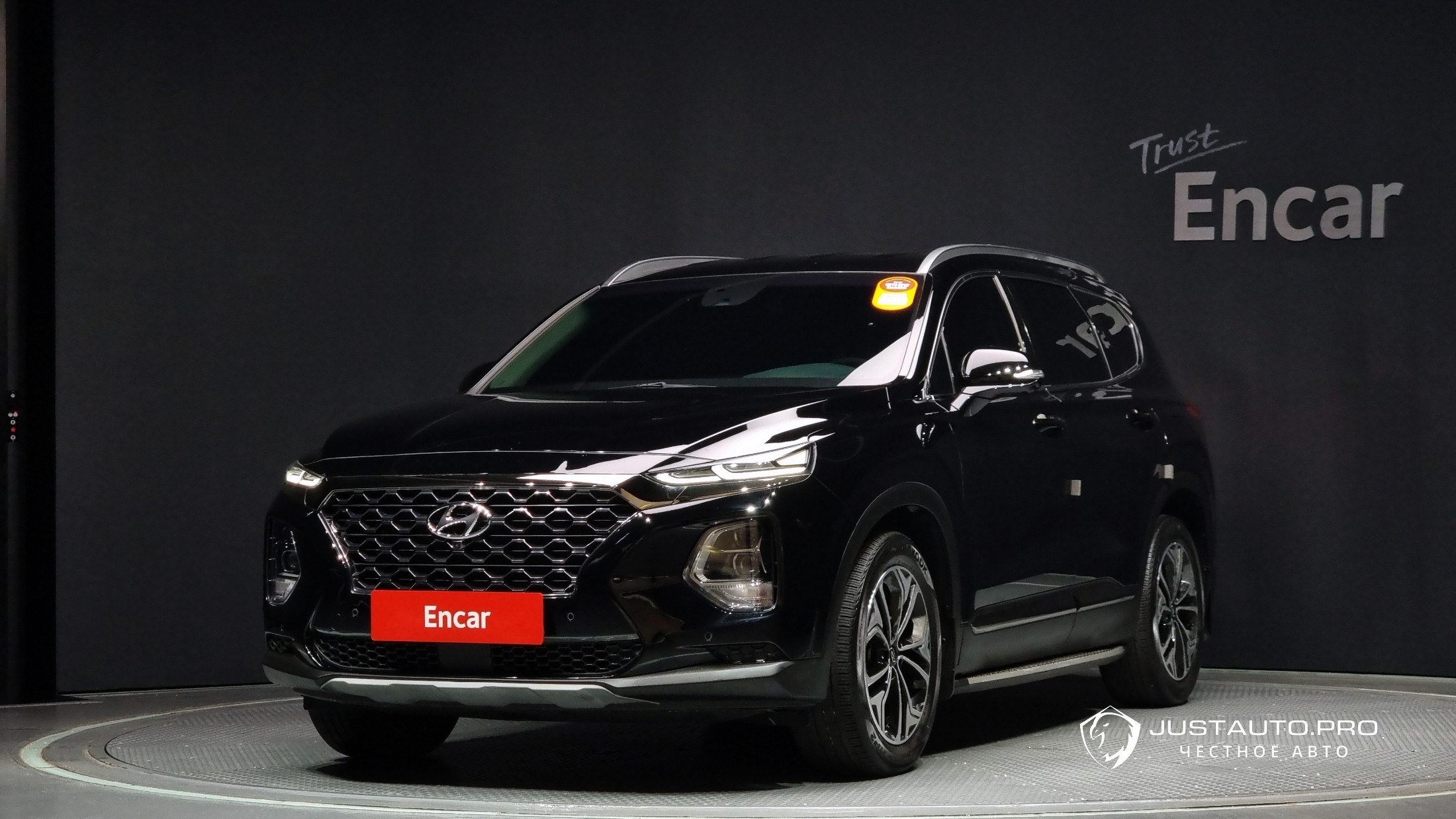 Автомобиль Hyundai Santafe