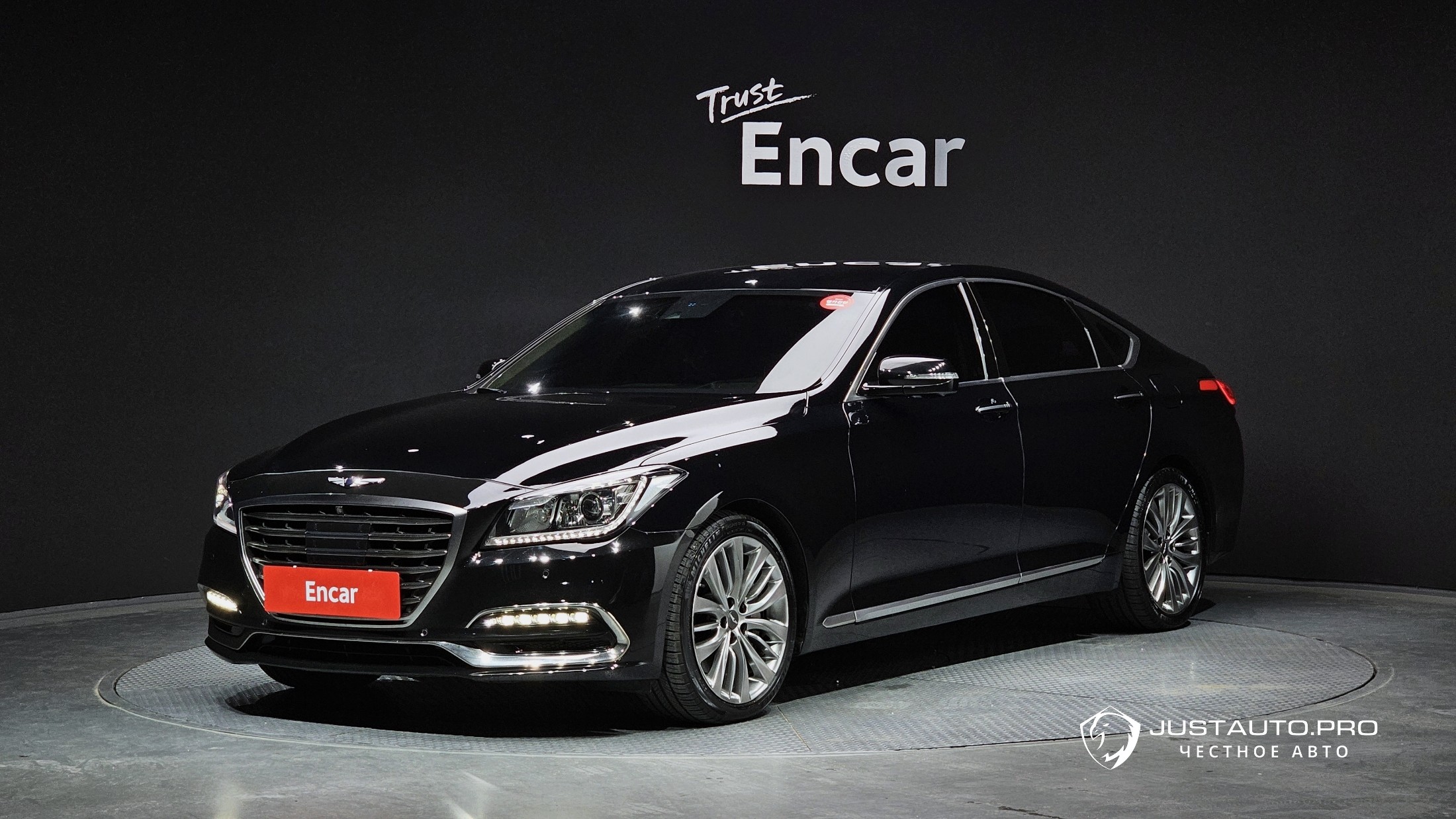 Автомобиль Genesis G80