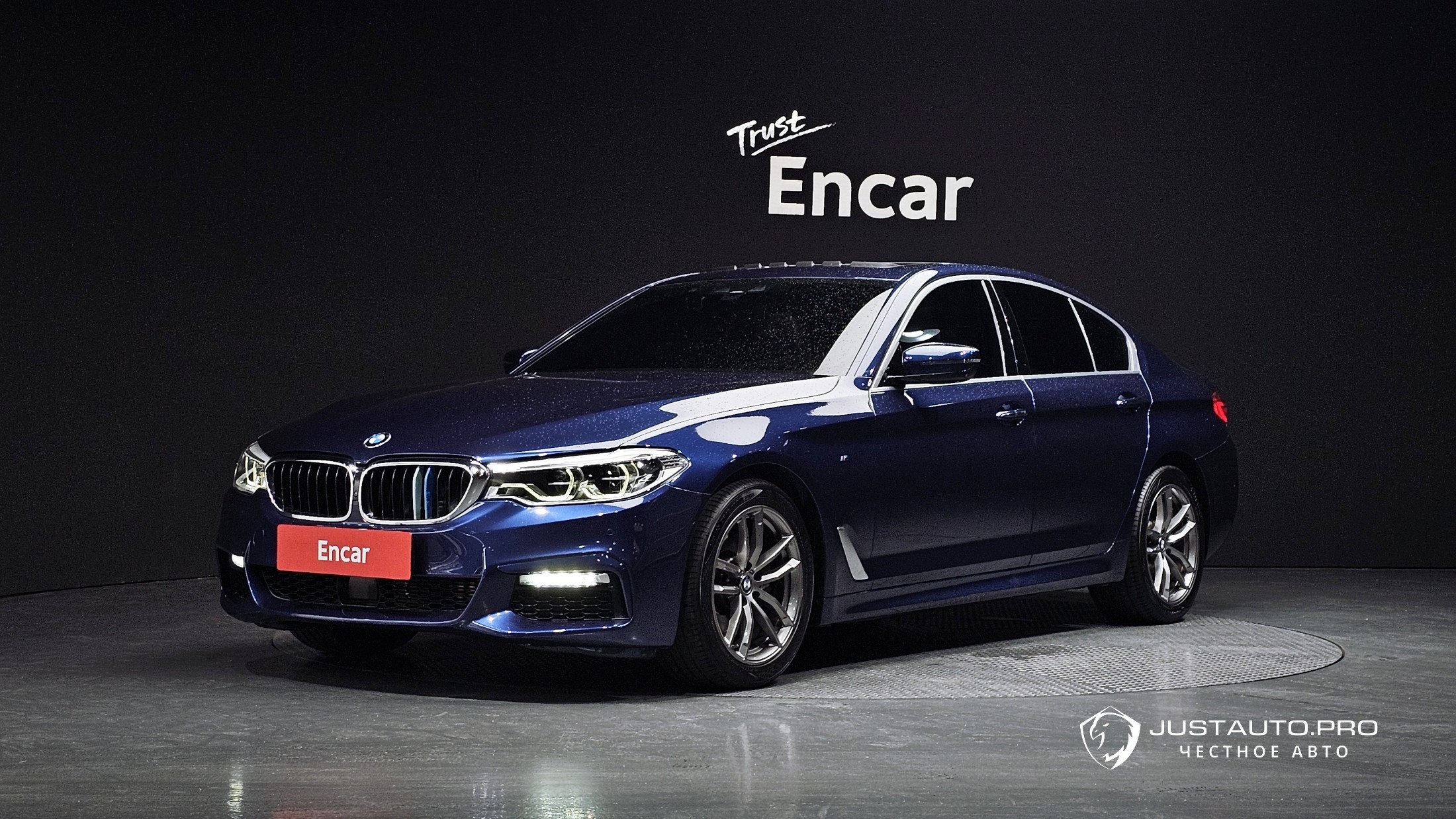 Автомобиль BMW 5-Series