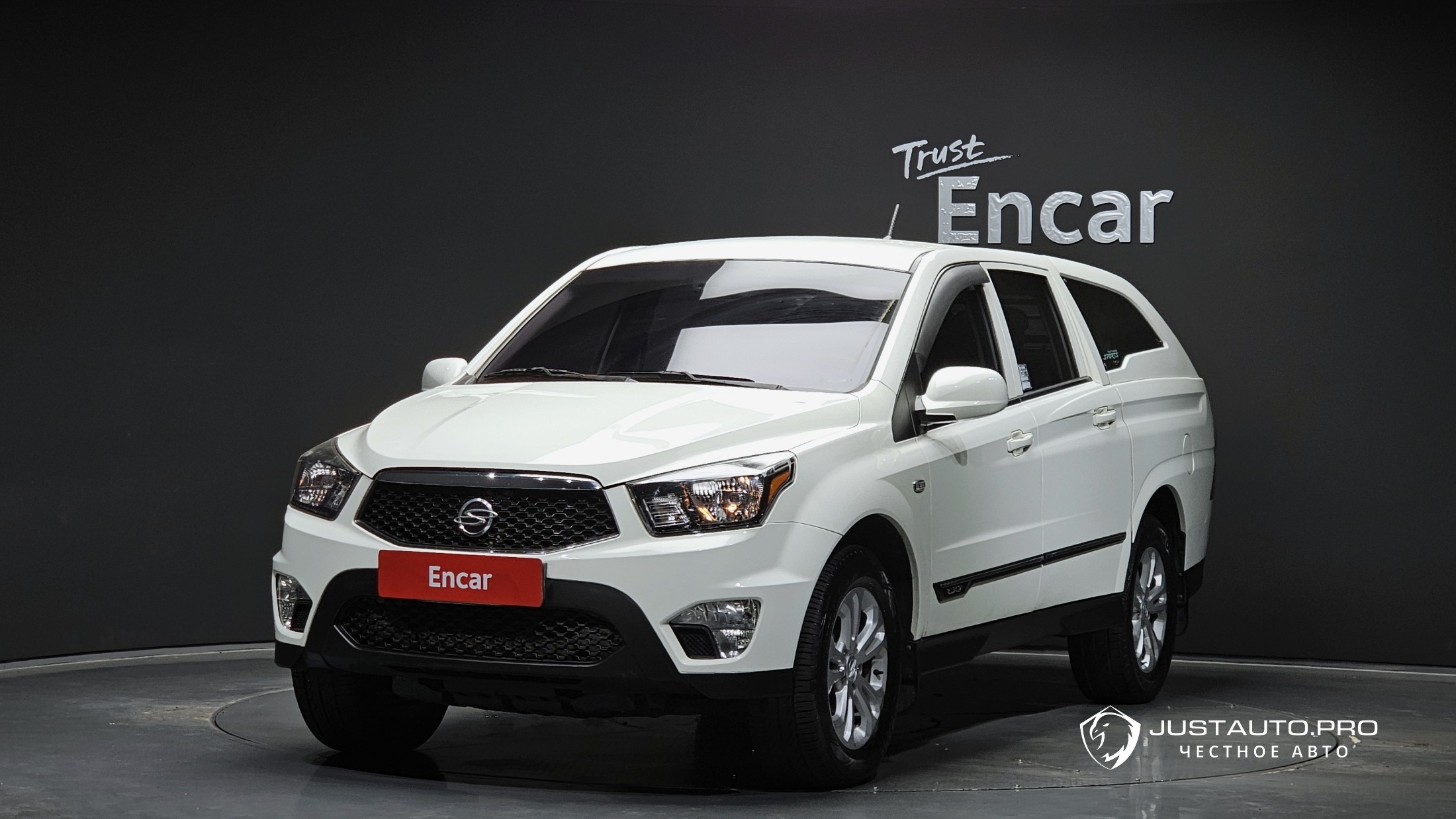 Автомобиль KG_Mobility_Ssangyong KORANDO