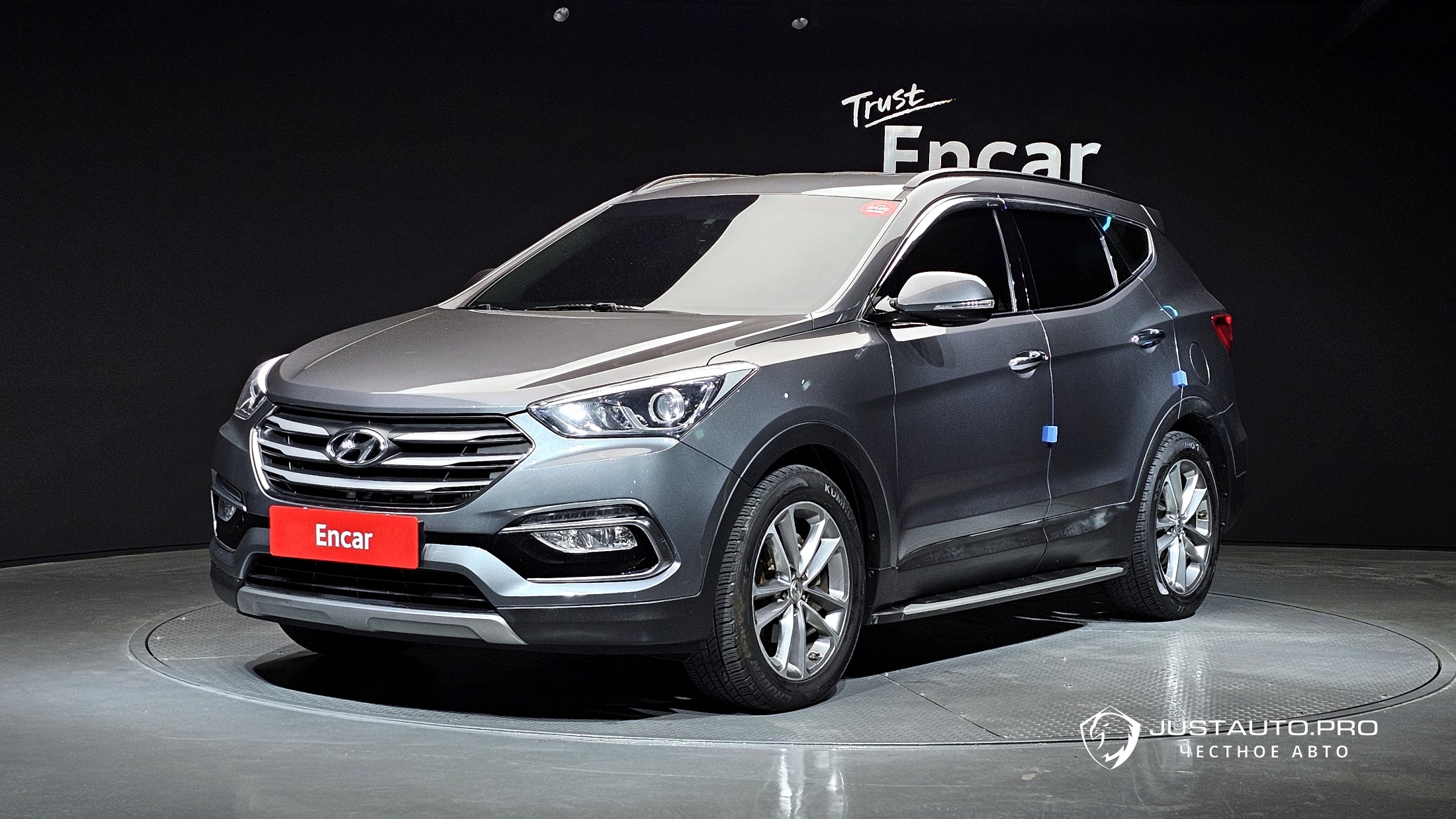 Автомобиль Hyundai Santafe