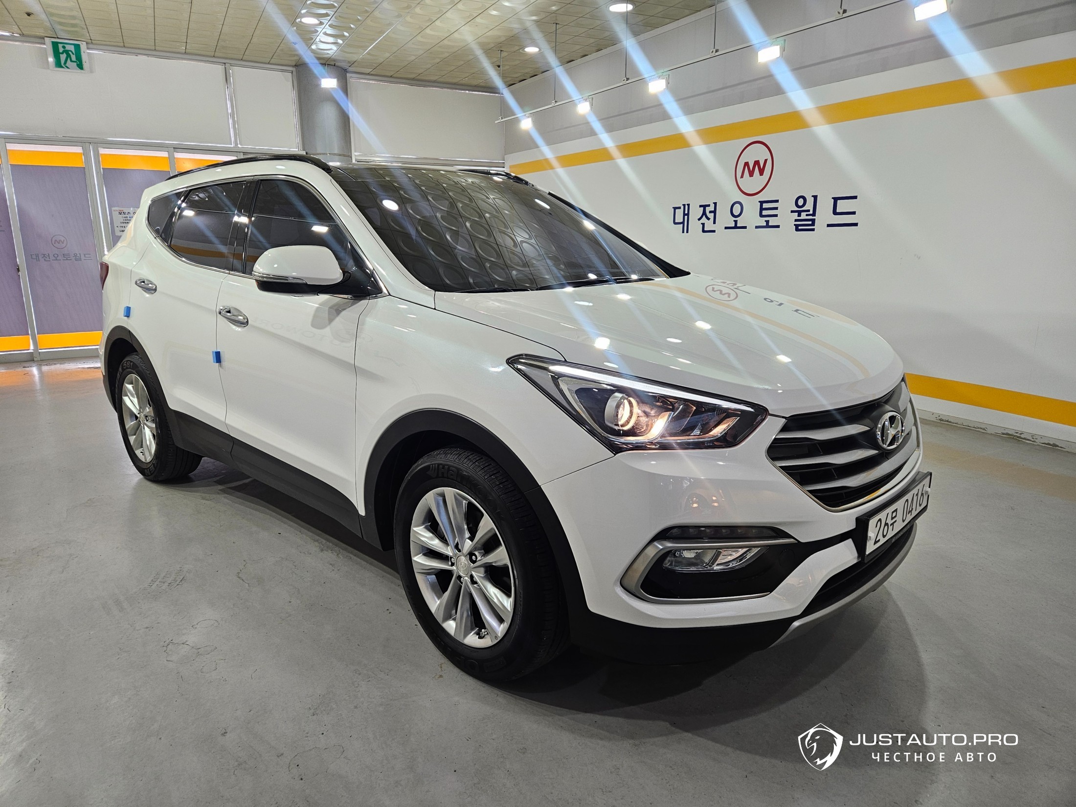 Автомобиль Hyundai Santafe