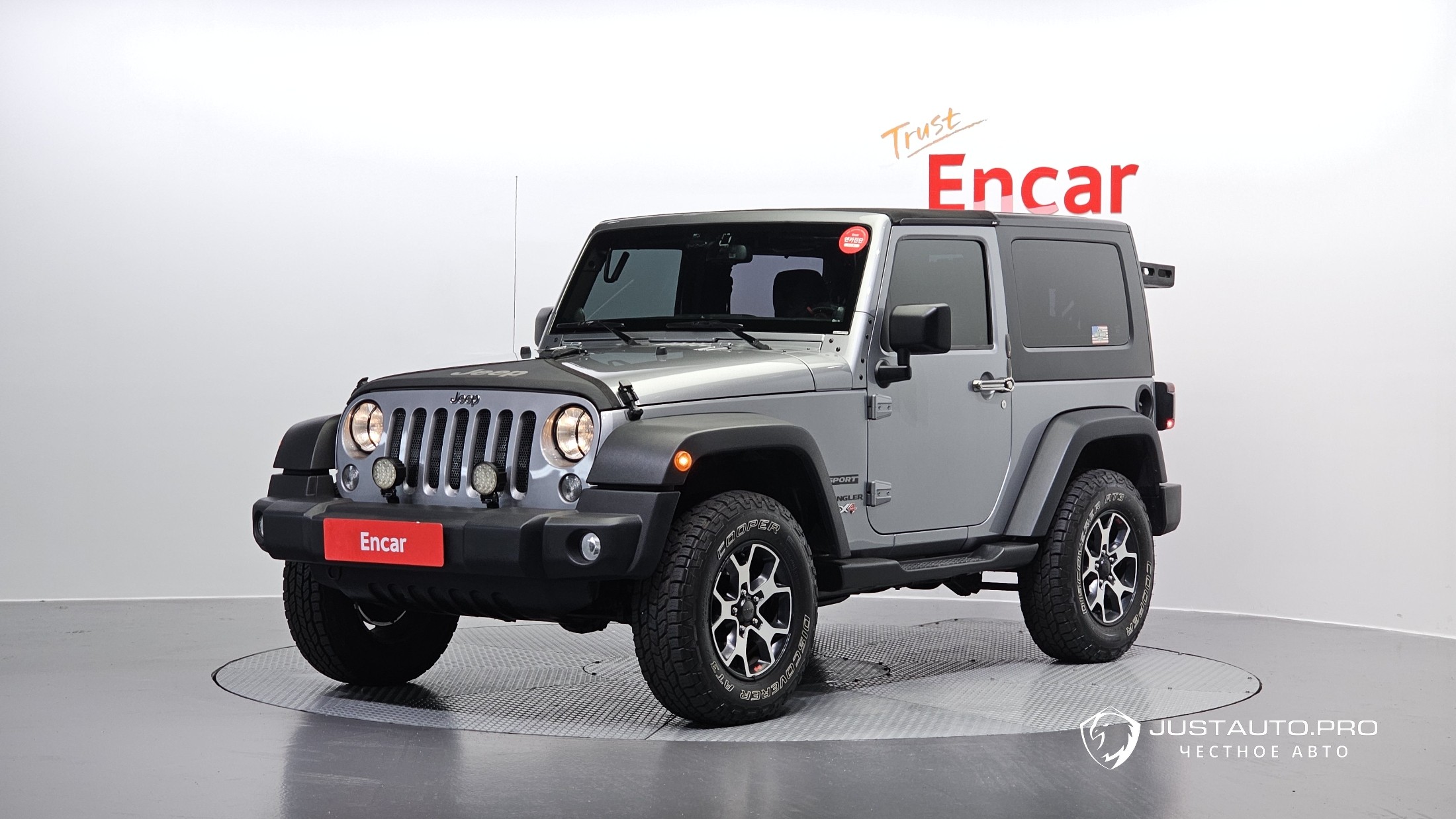 Автомобиль Jeep Wrangler