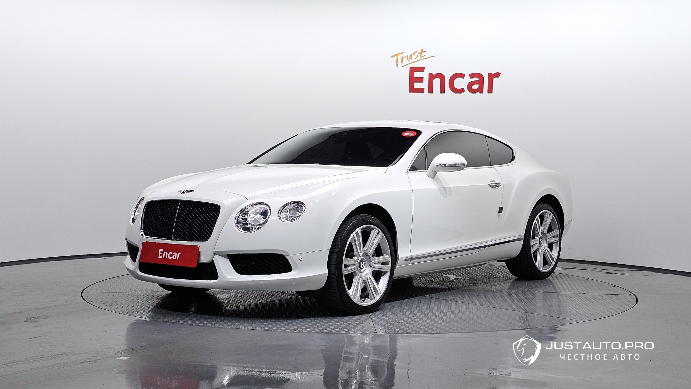 Автомобиль Bentley Continental