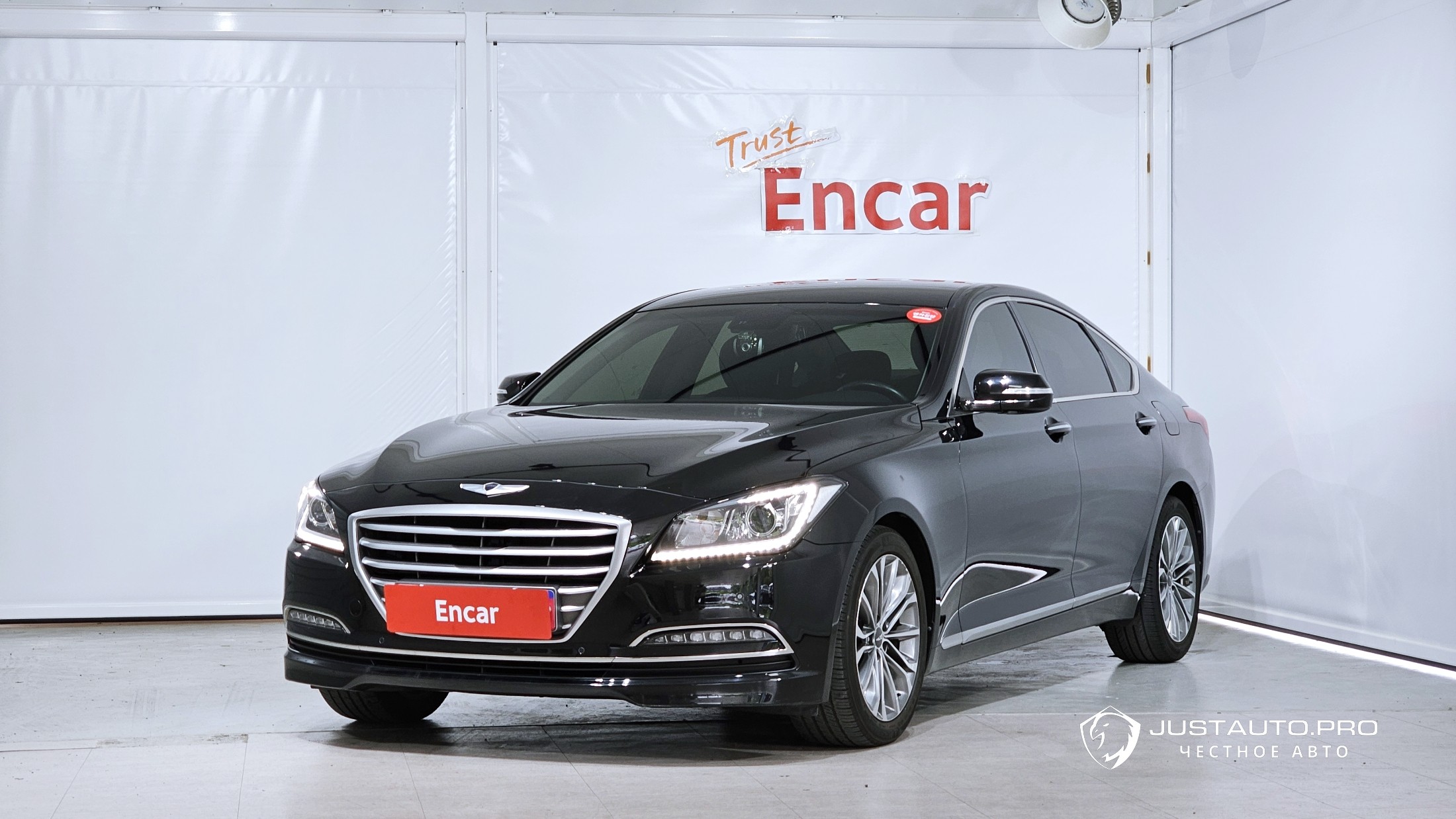 Автомобиль Hyundai Genesis