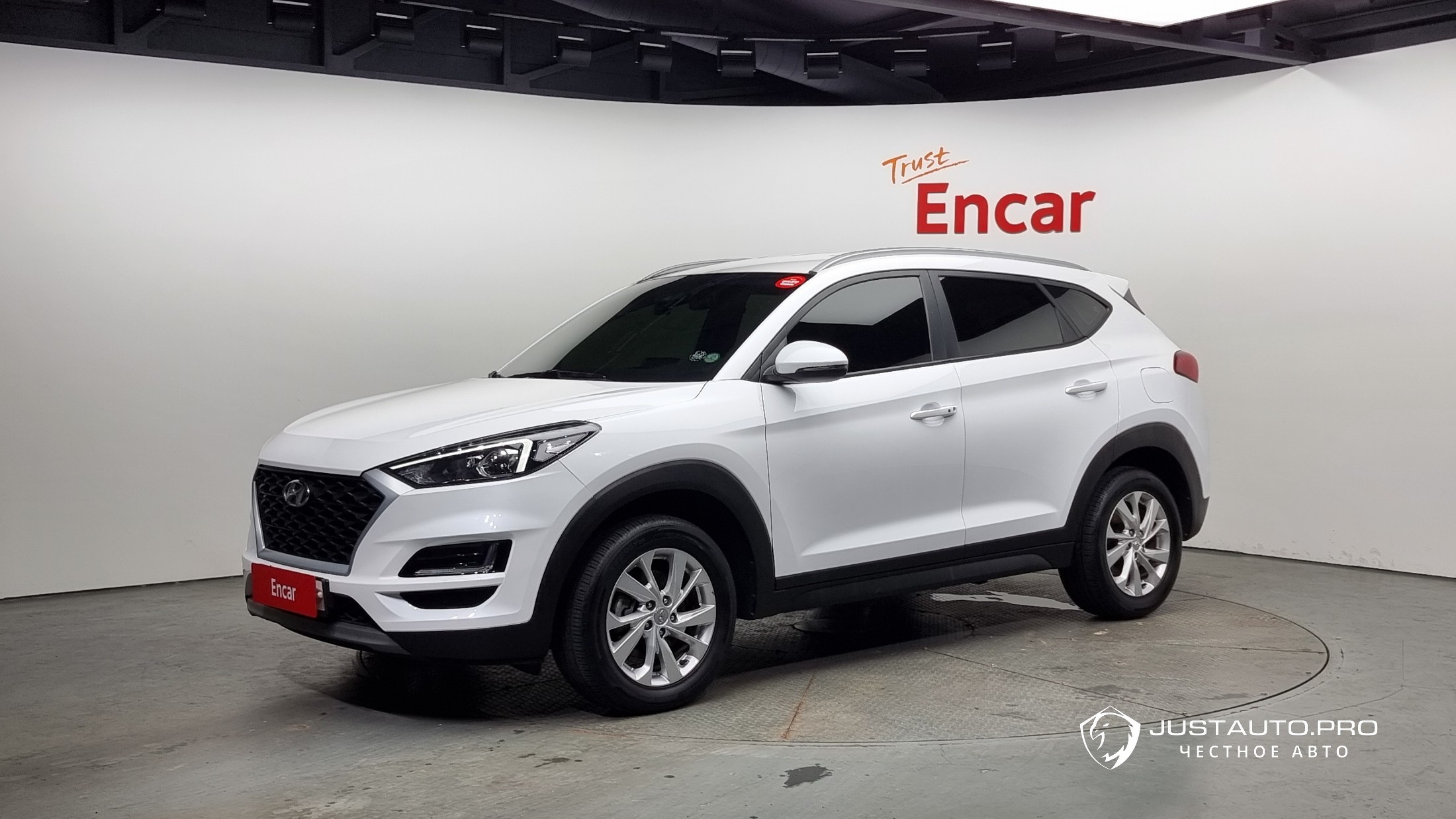 Автомобиль Hyundai Tucson