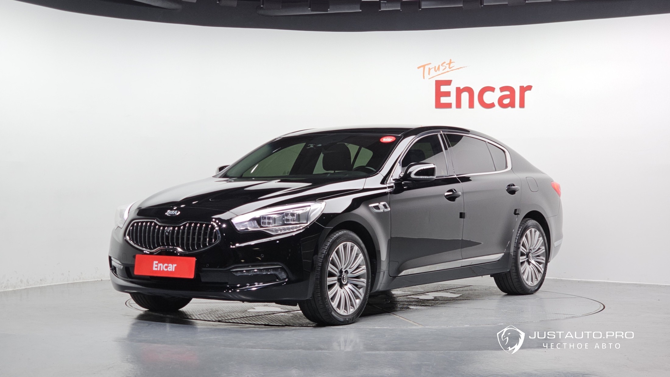 Автомобиль Kia K9