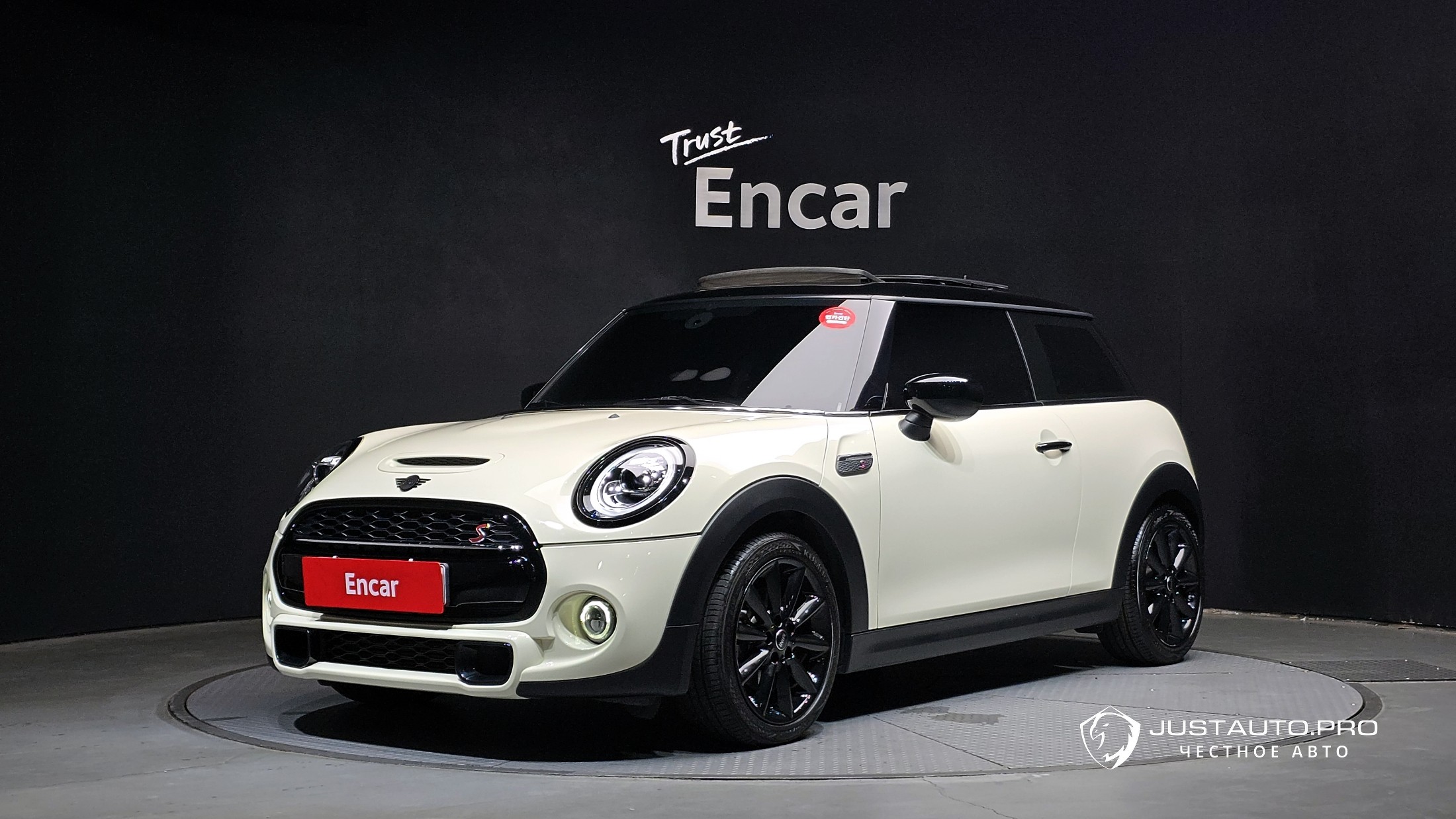 Автомобиль Mini Cooper