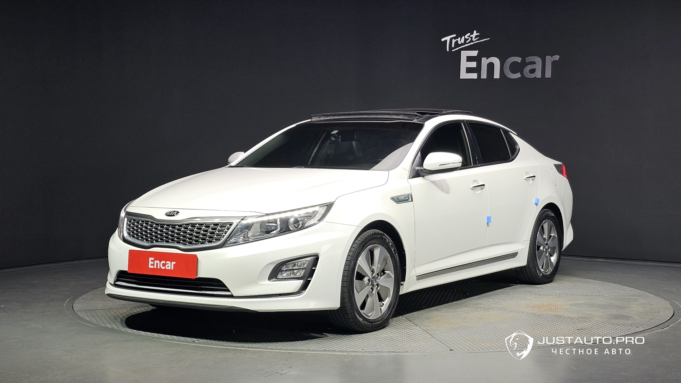 Автомобиль Kia K5