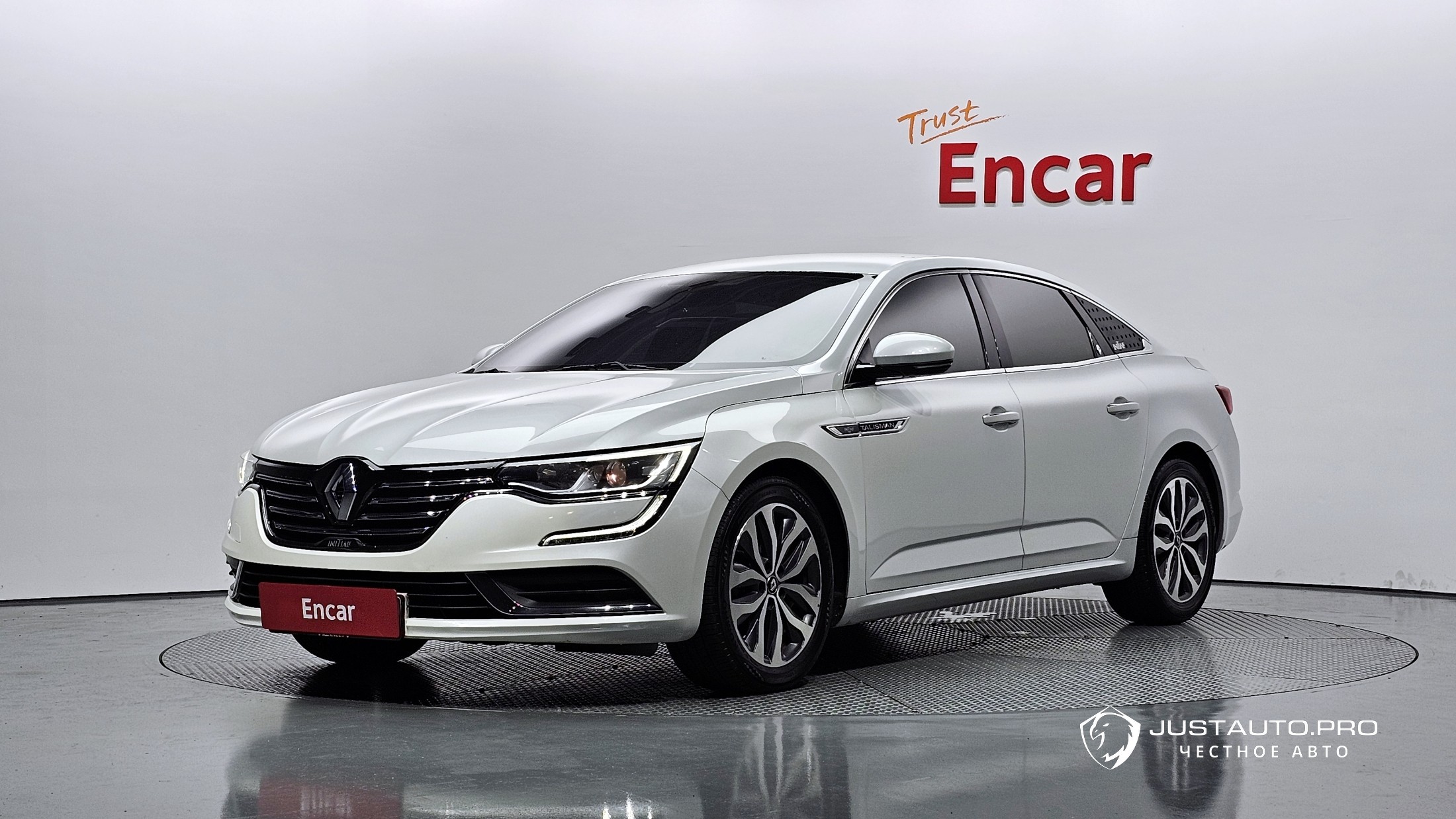 Автомобиль Renault-KoreaSamsung SM6