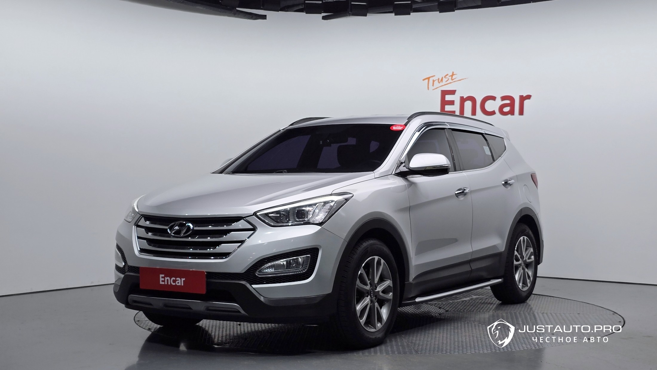 Автомобиль Hyundai Santafe