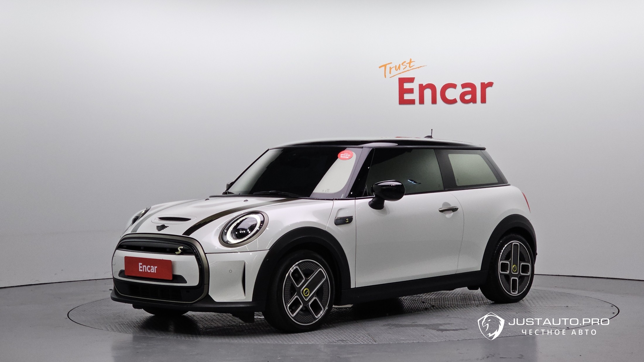 Автомобиль Mini Cooper
