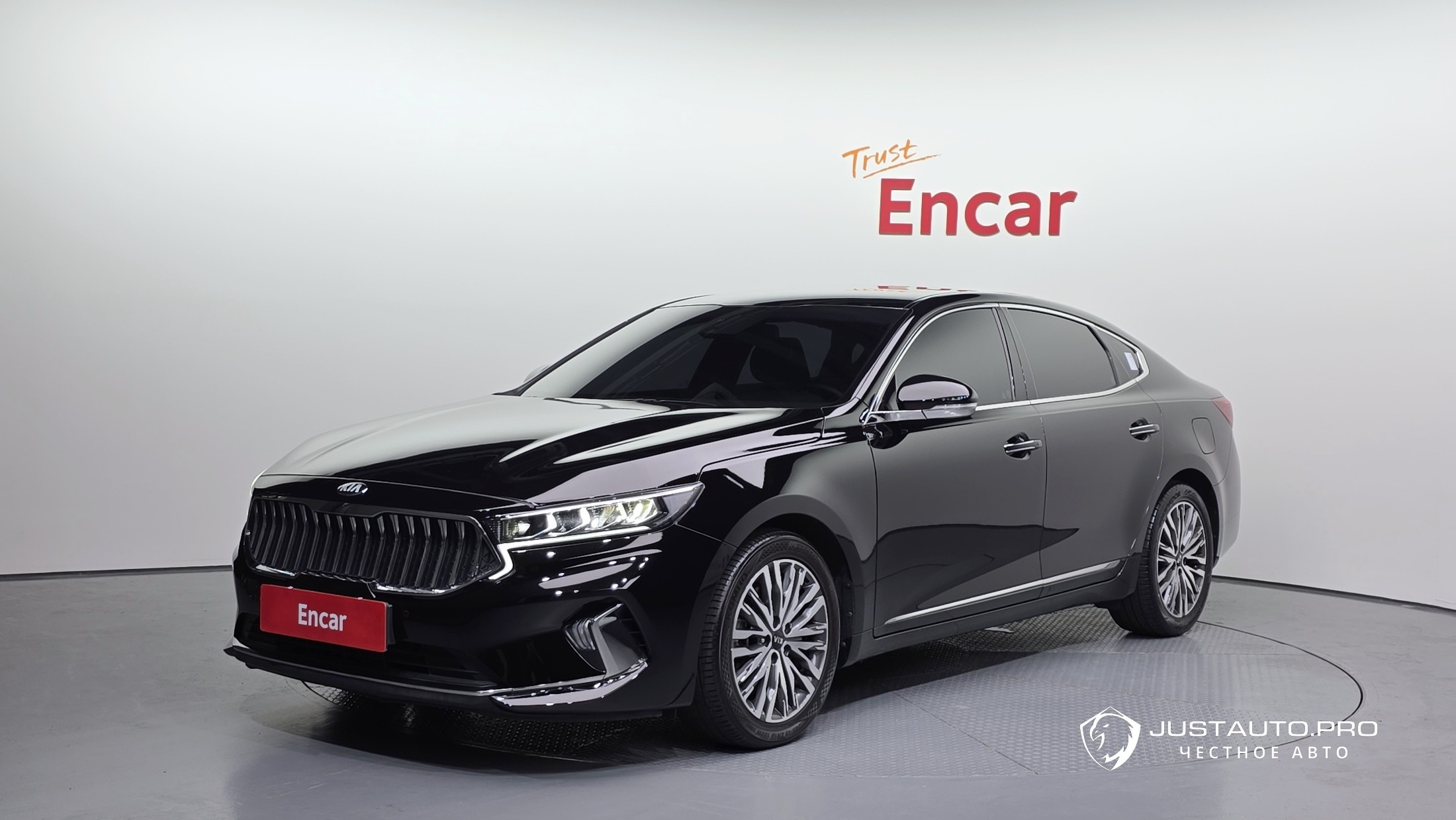 Автомобиль Kia K7
