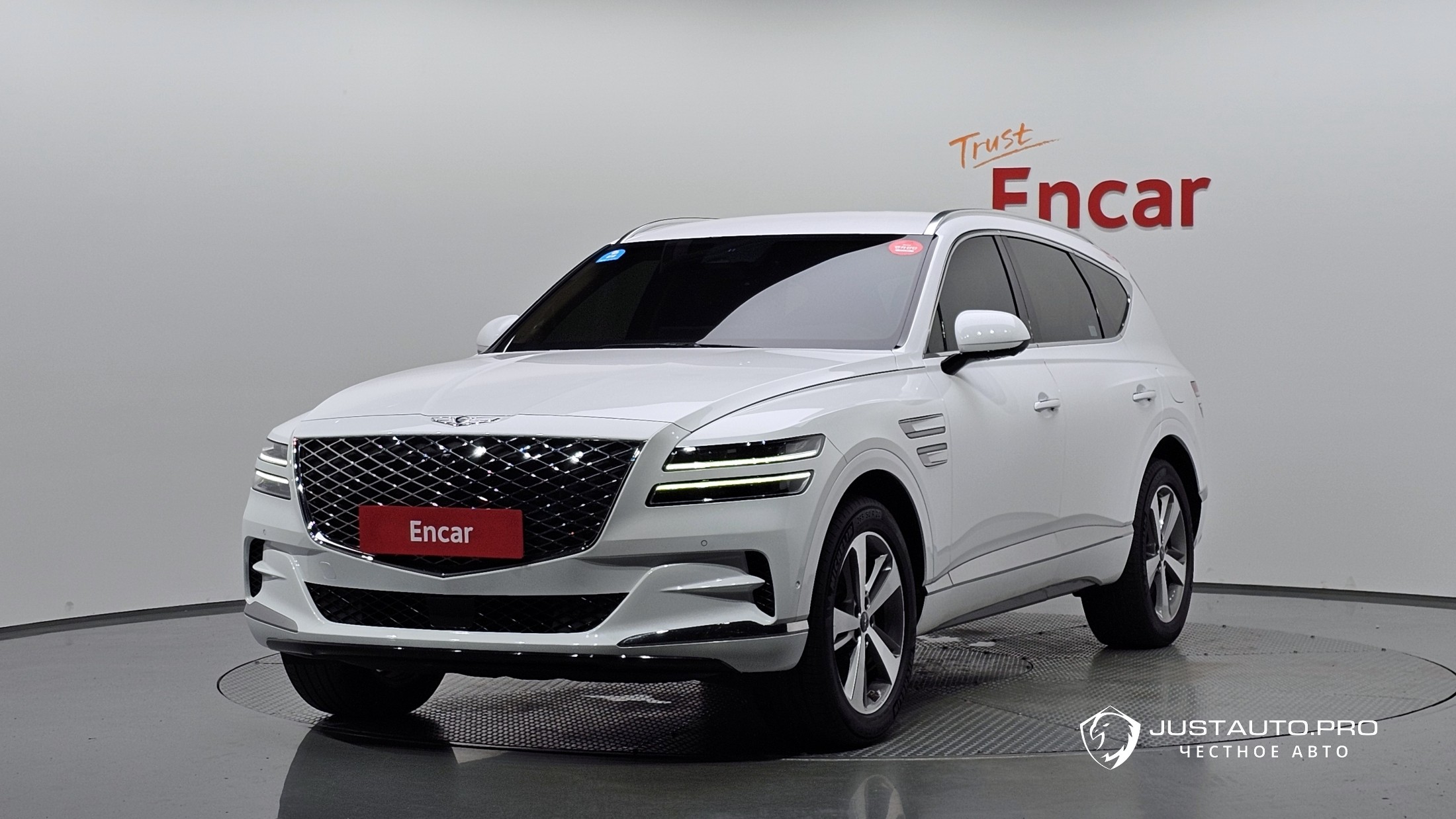 Автомобиль Genesis GV80
