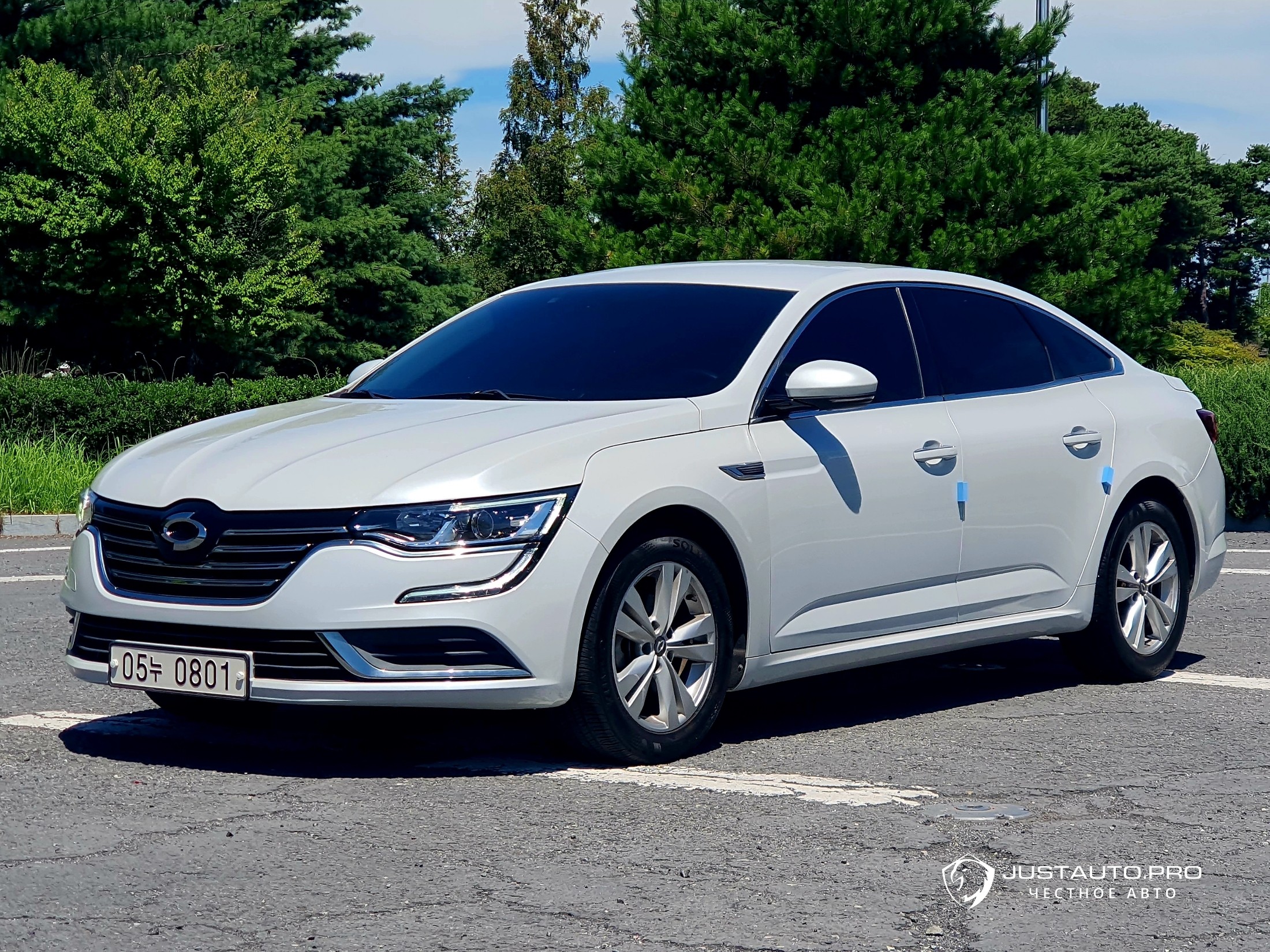 Автомобиль Renault-KoreaSamsung SM6