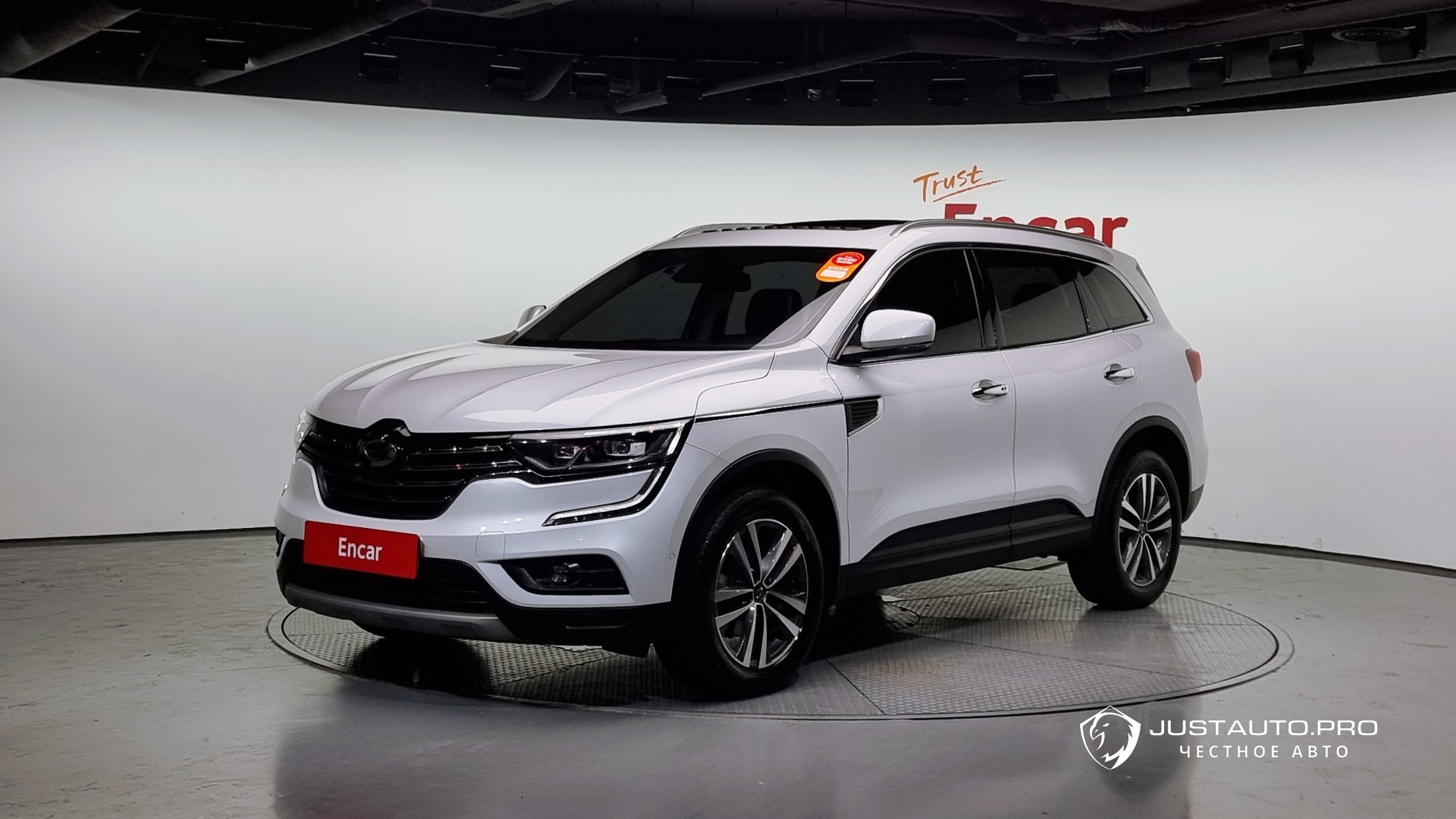 Автомобиль Renault-KoreaSamsung QM6