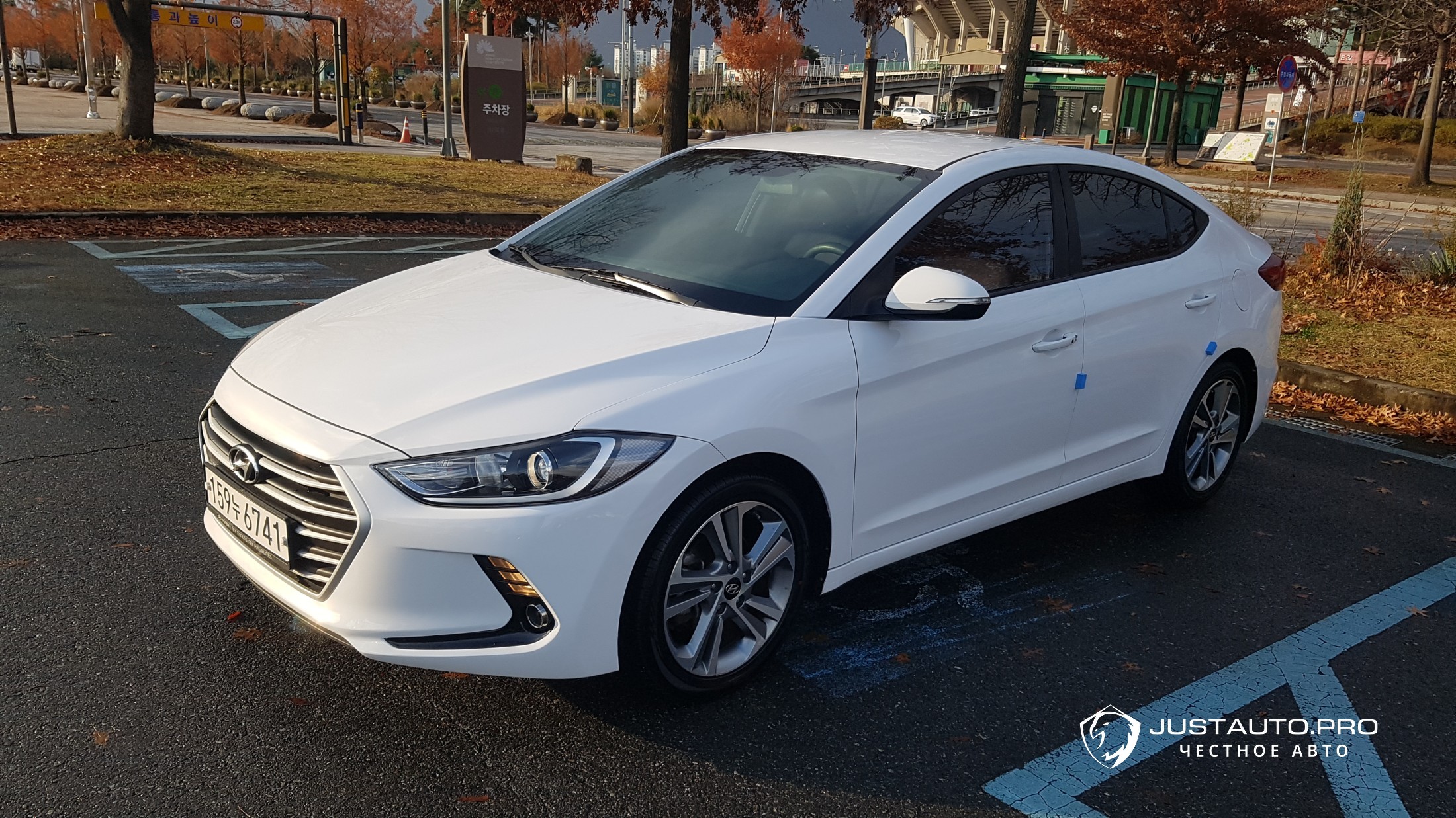 Автомобиль Hyundai AVANTE