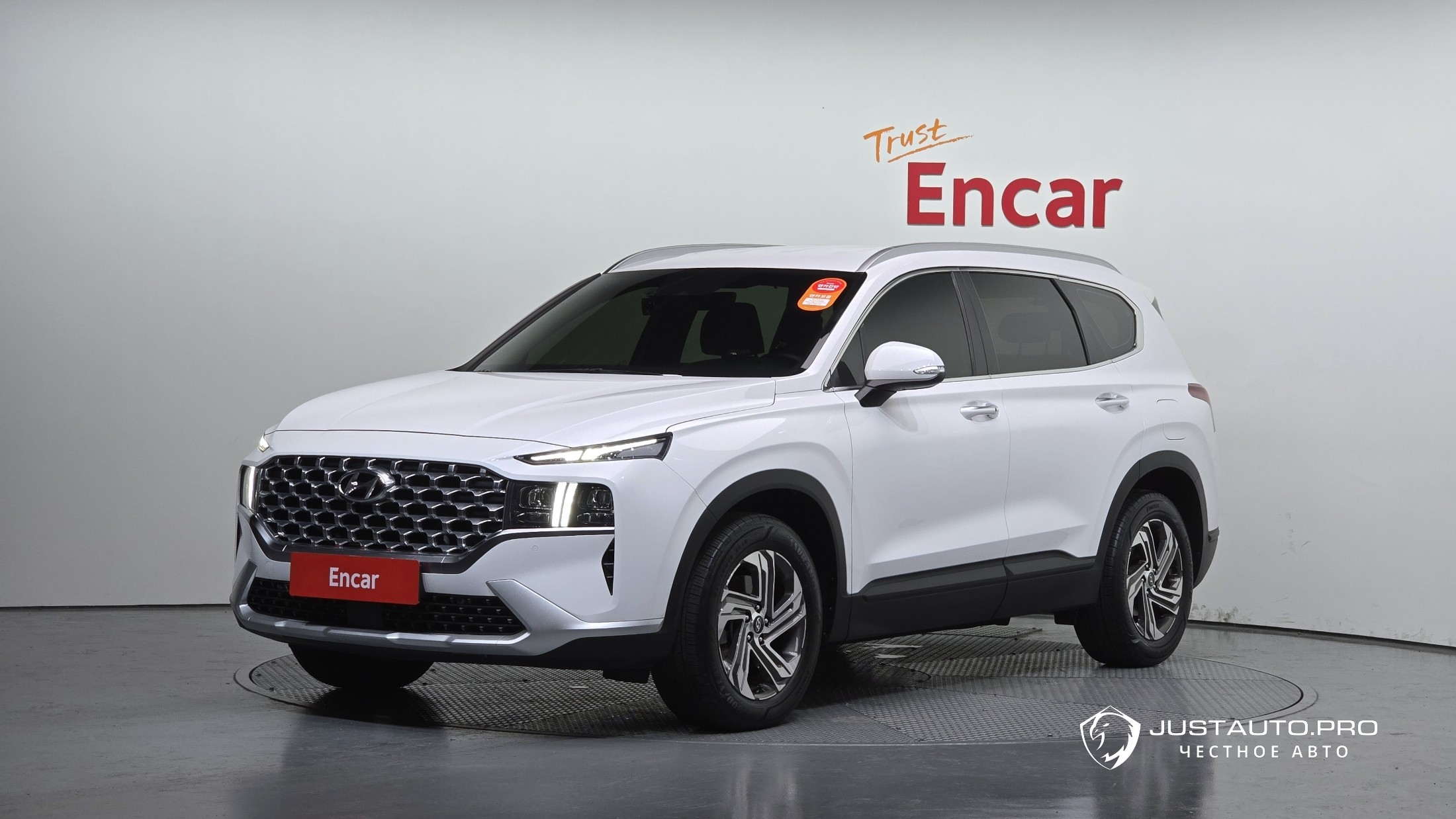 Автомобиль Hyundai Santafe