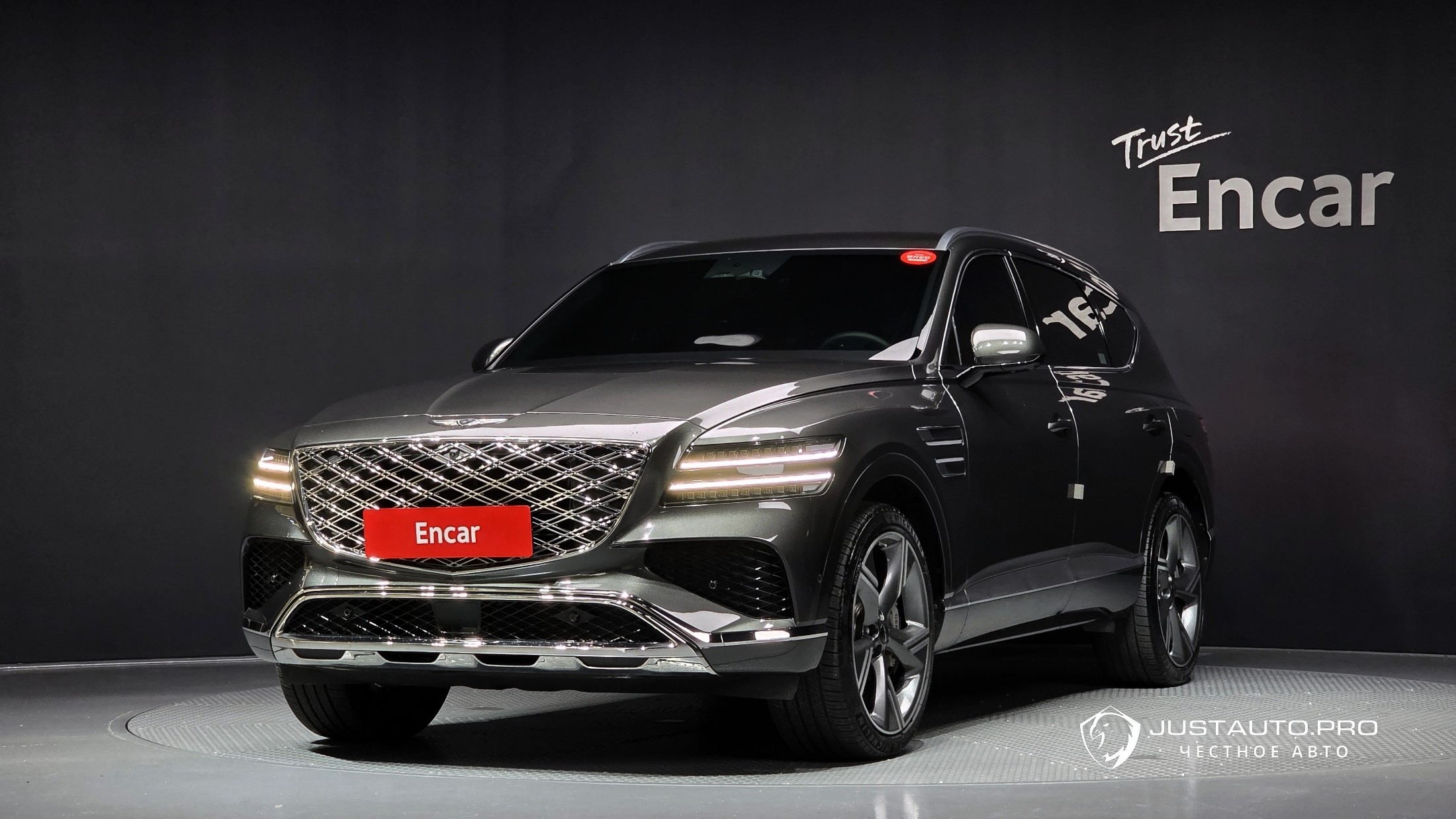 Автомобиль Genesis GV80
