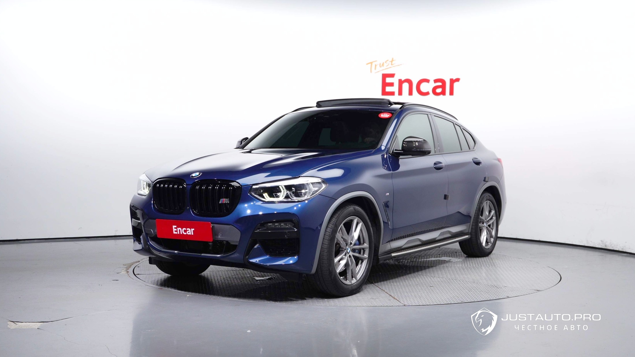 Автомобиль BMW X4