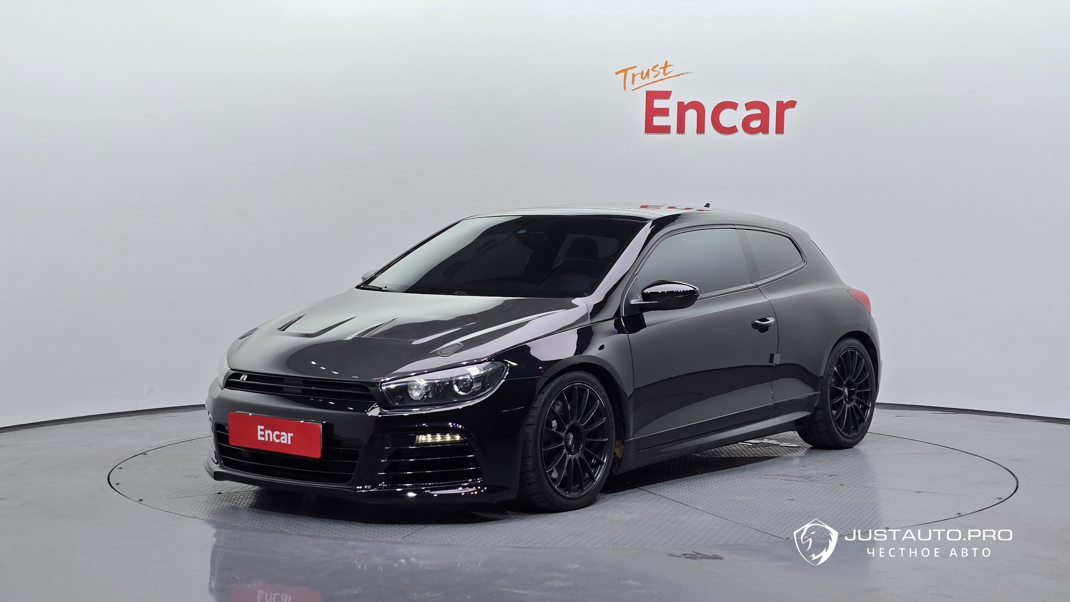 Автомобиль Volkswagen Scirocco