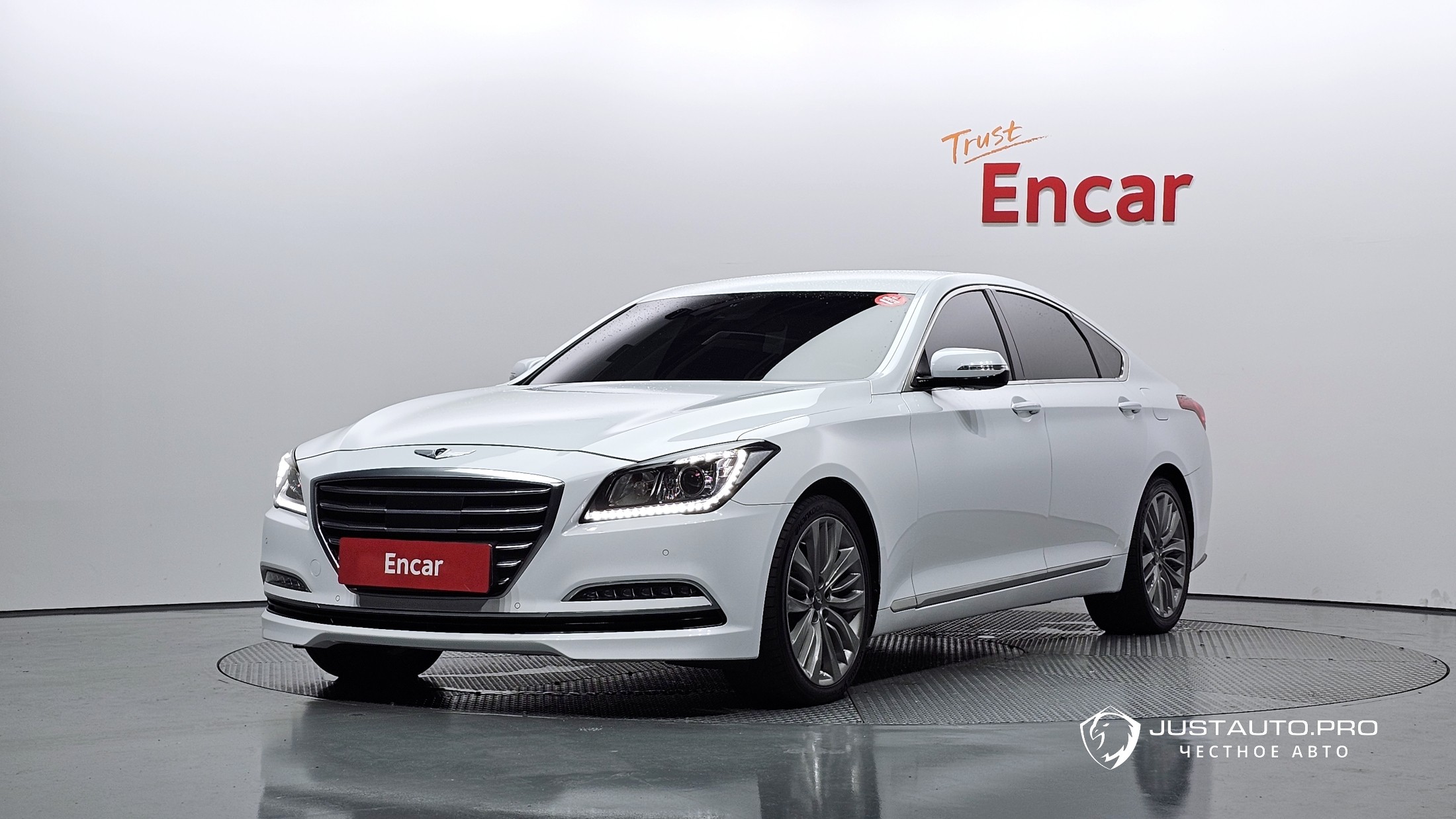 Автомобиль Hyundai Genesis