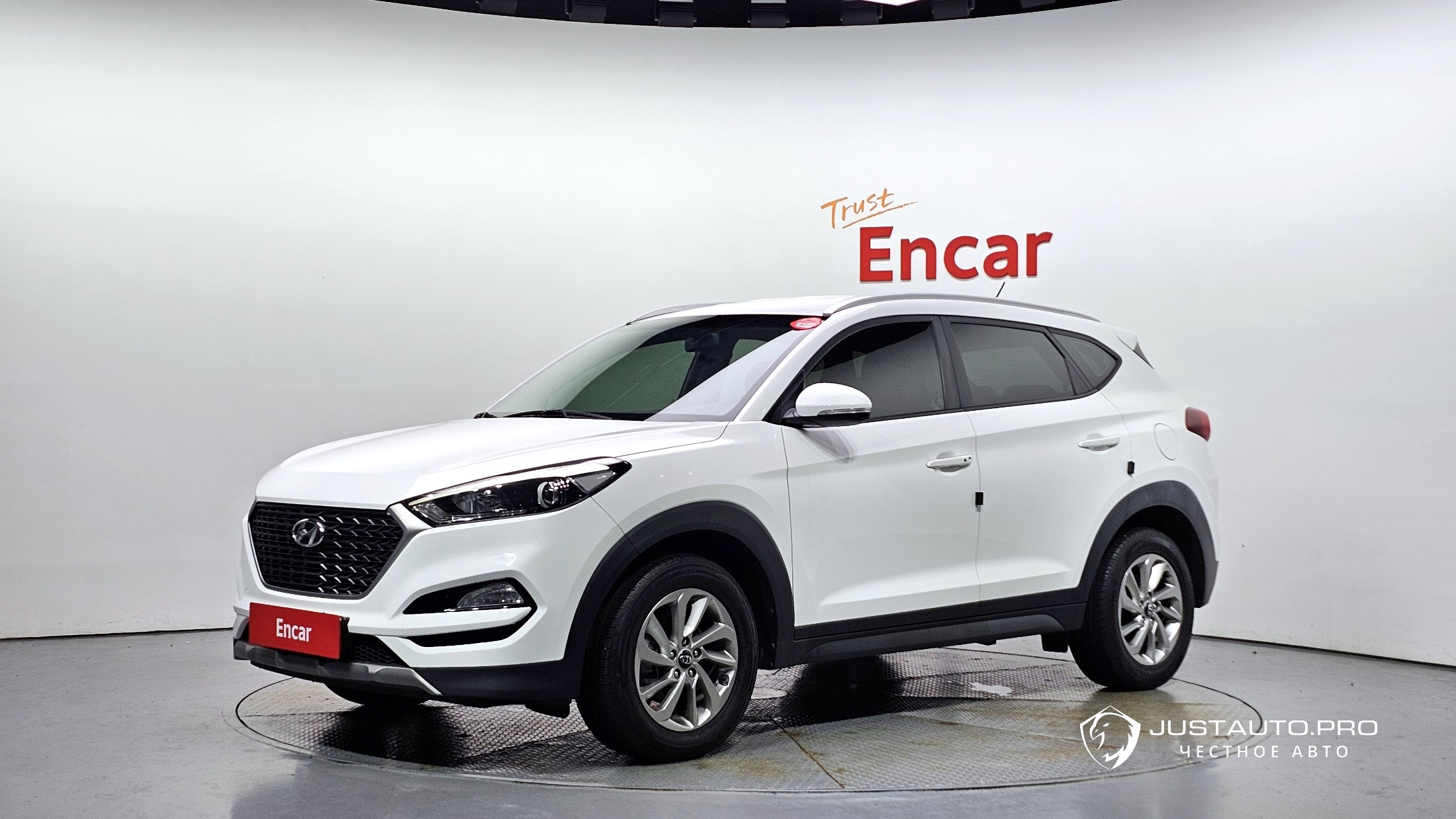 Автомобиль Hyundai Tucson