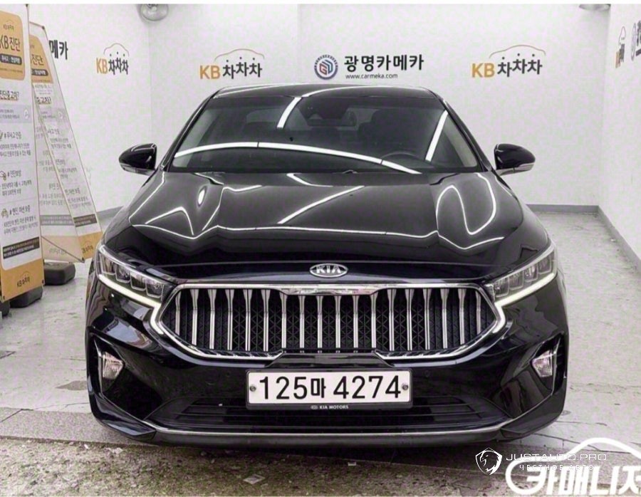 Автомобиль Kia K7