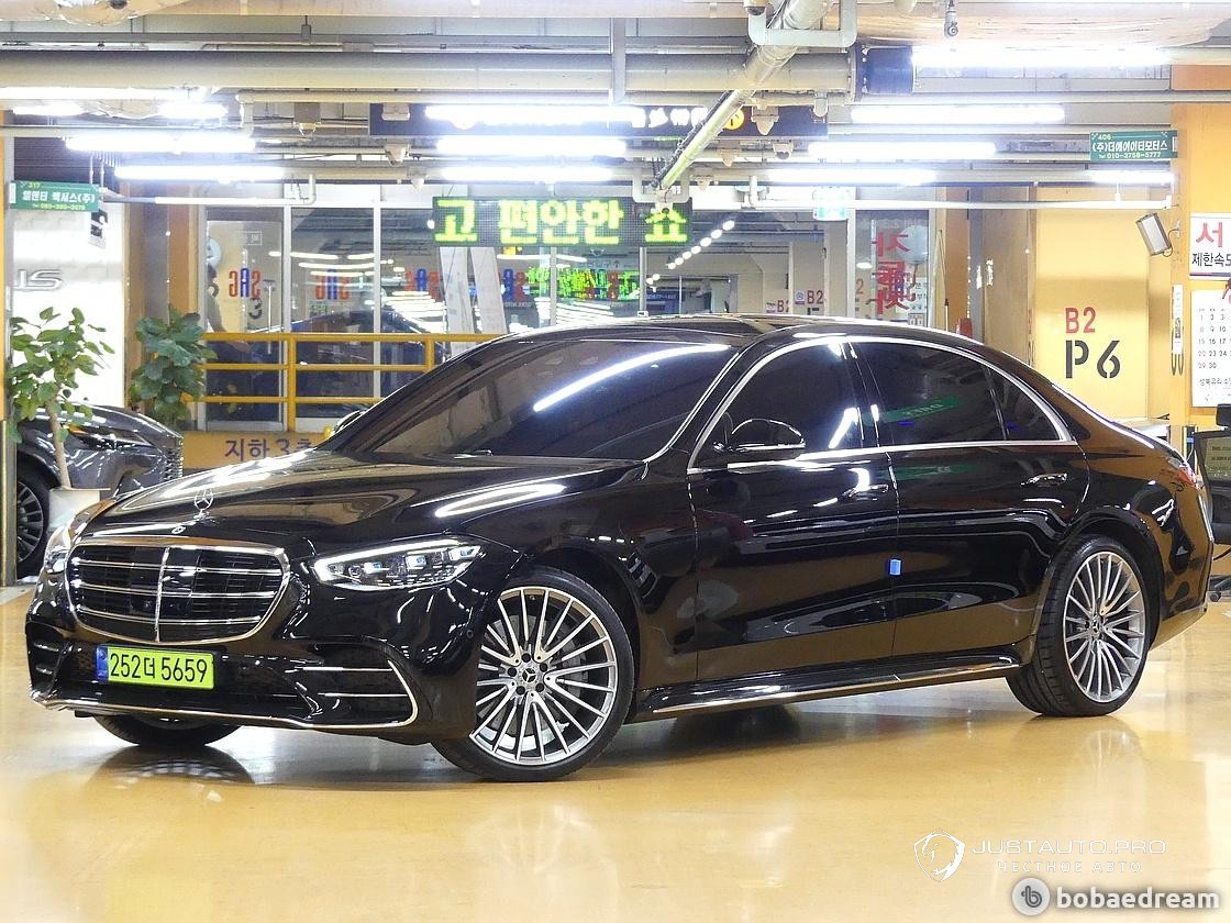 Автомобиль Mercedes-Benz S-Class