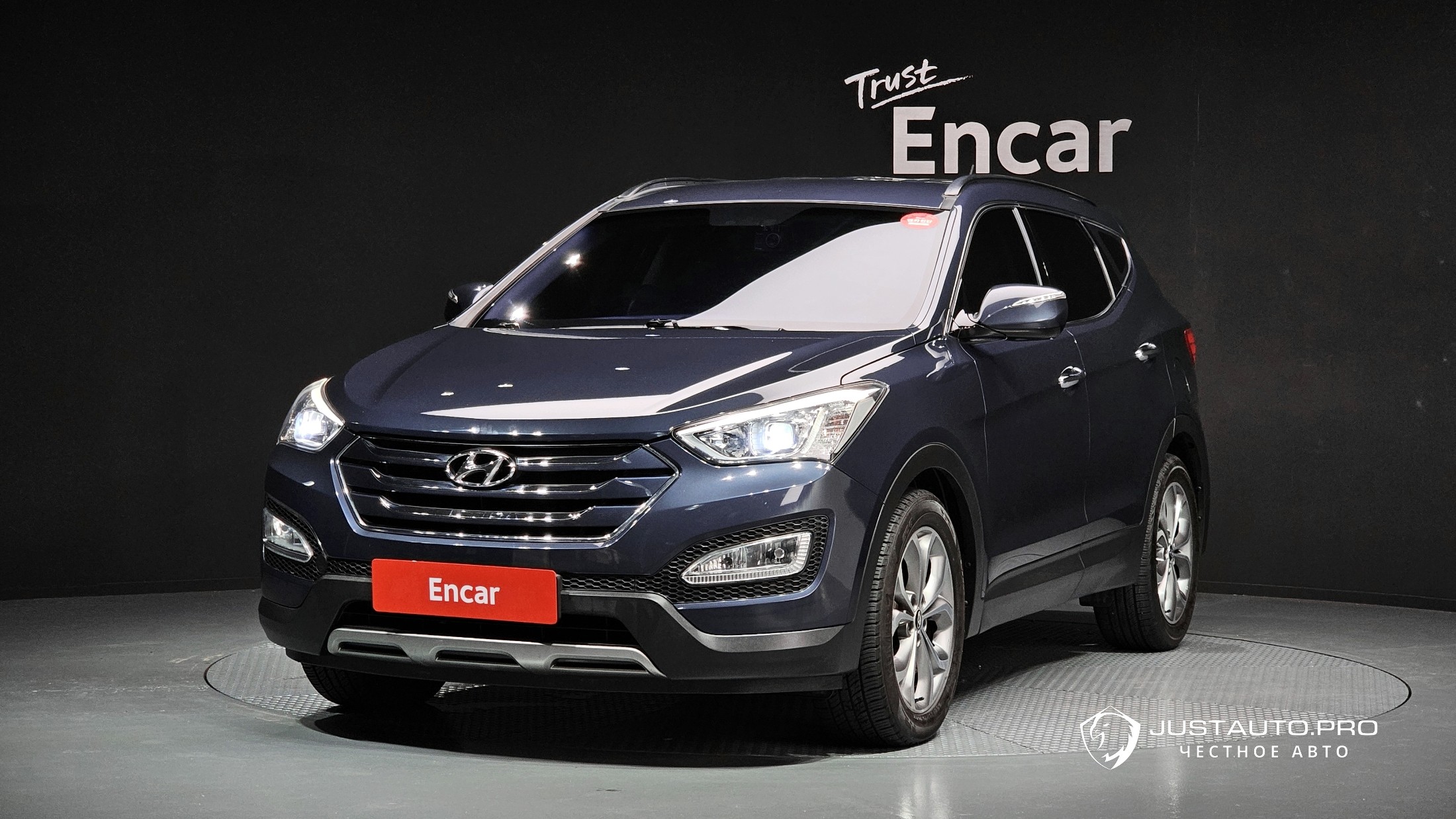 Автомобиль Hyundai Santafe