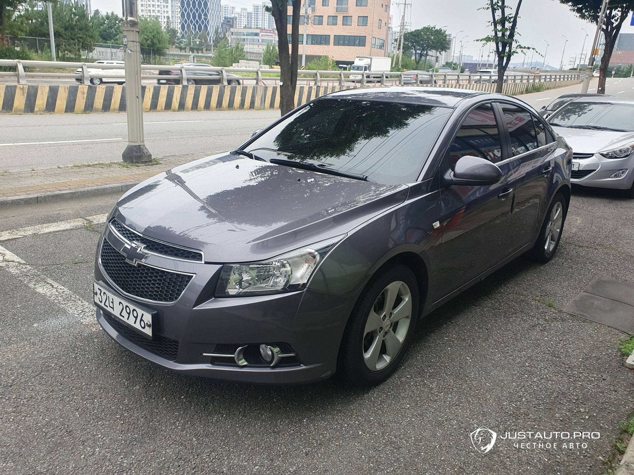 Автомобиль ChevroletGMDaewoo Cruze