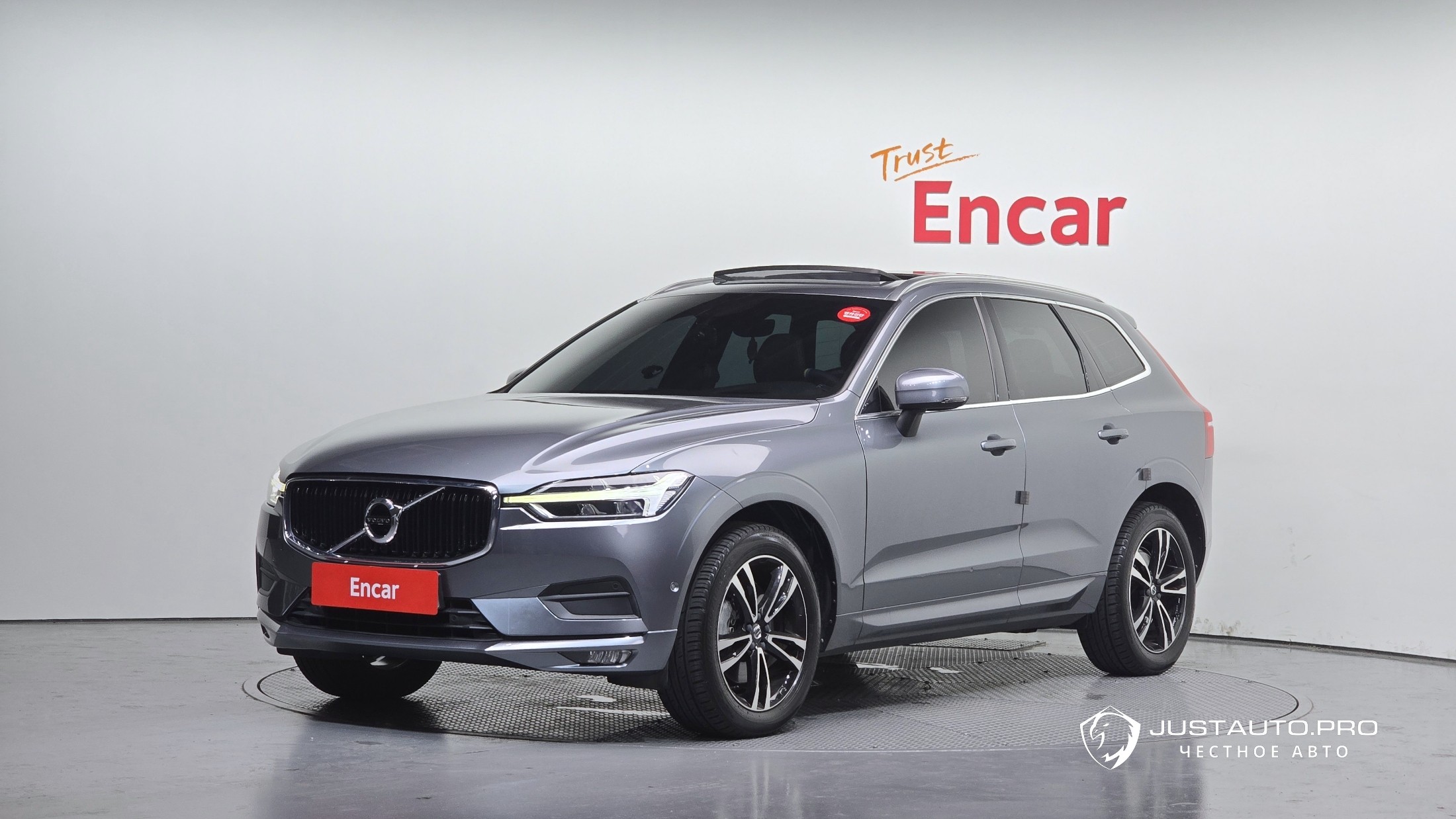 Автомобиль Volvo XC60