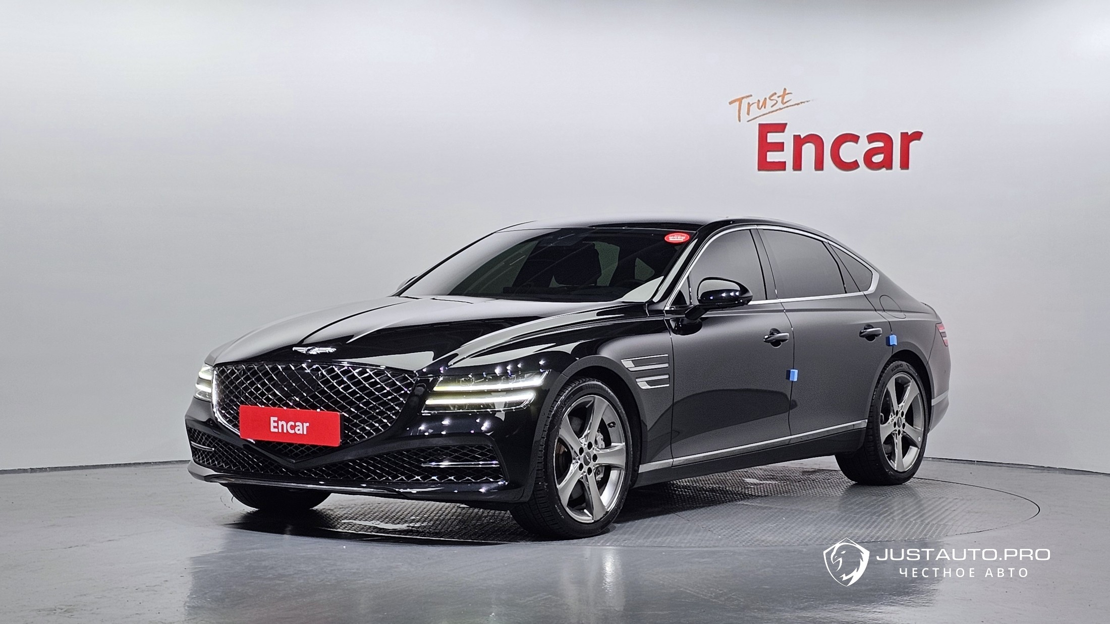 Автомобиль Genesis G80