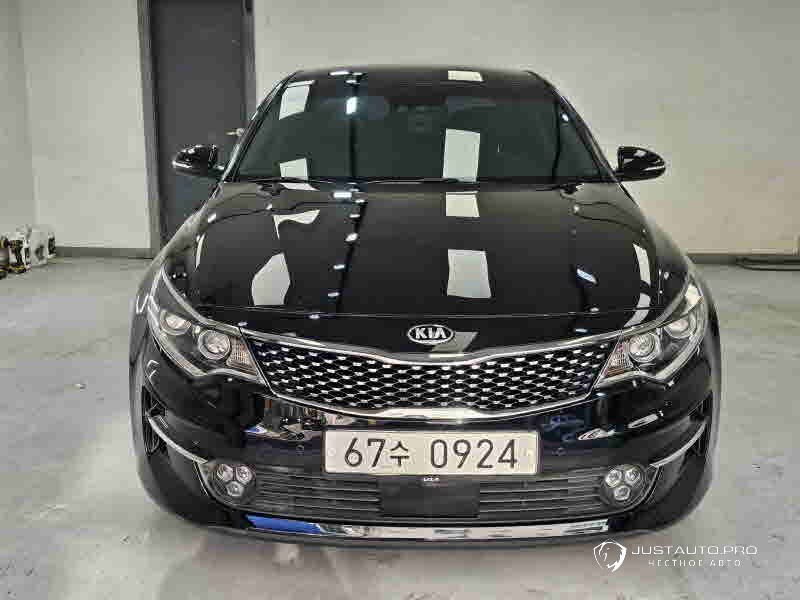 Автомобиль Kia K5