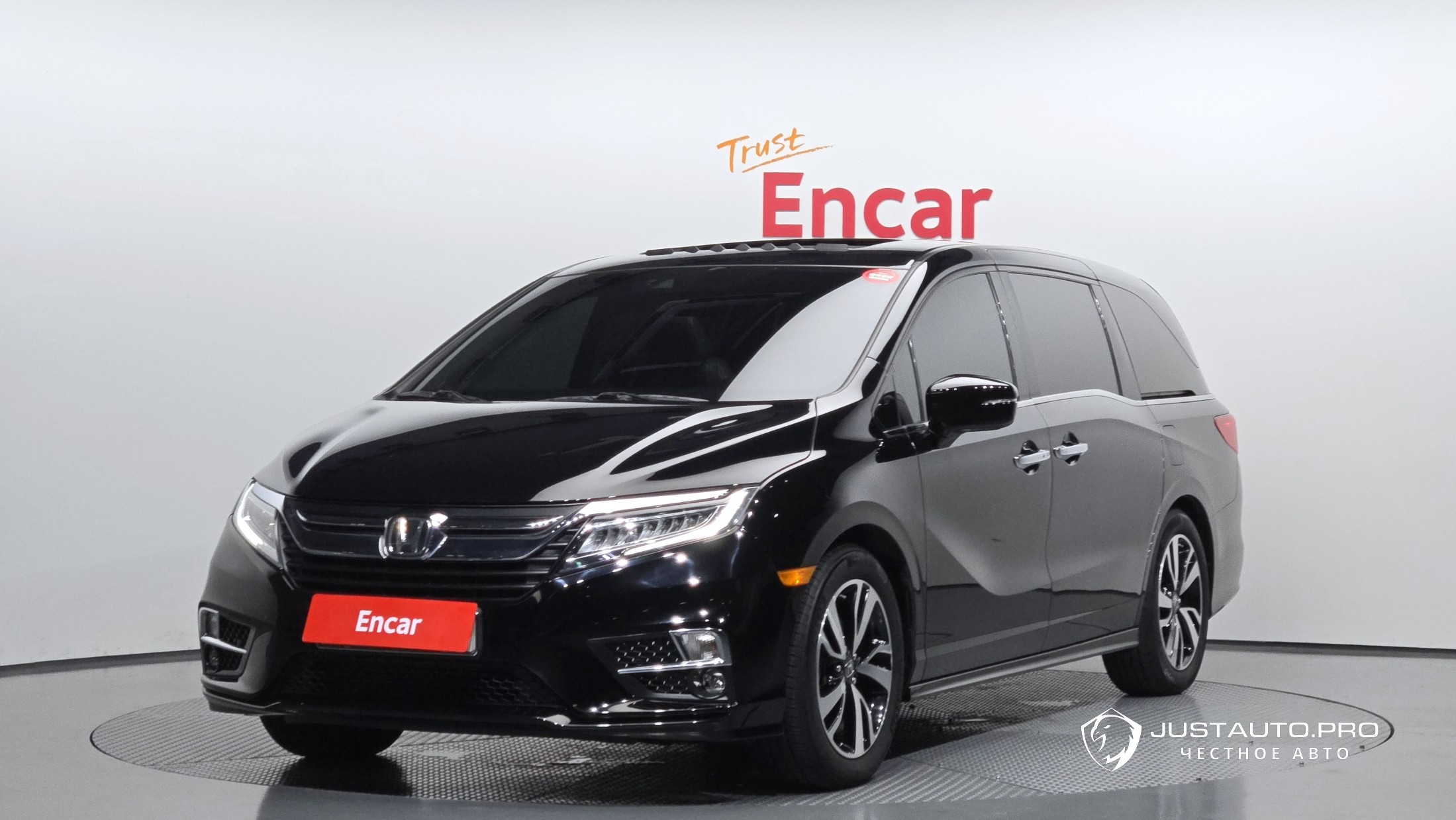 Автомобиль Honda Odyssey