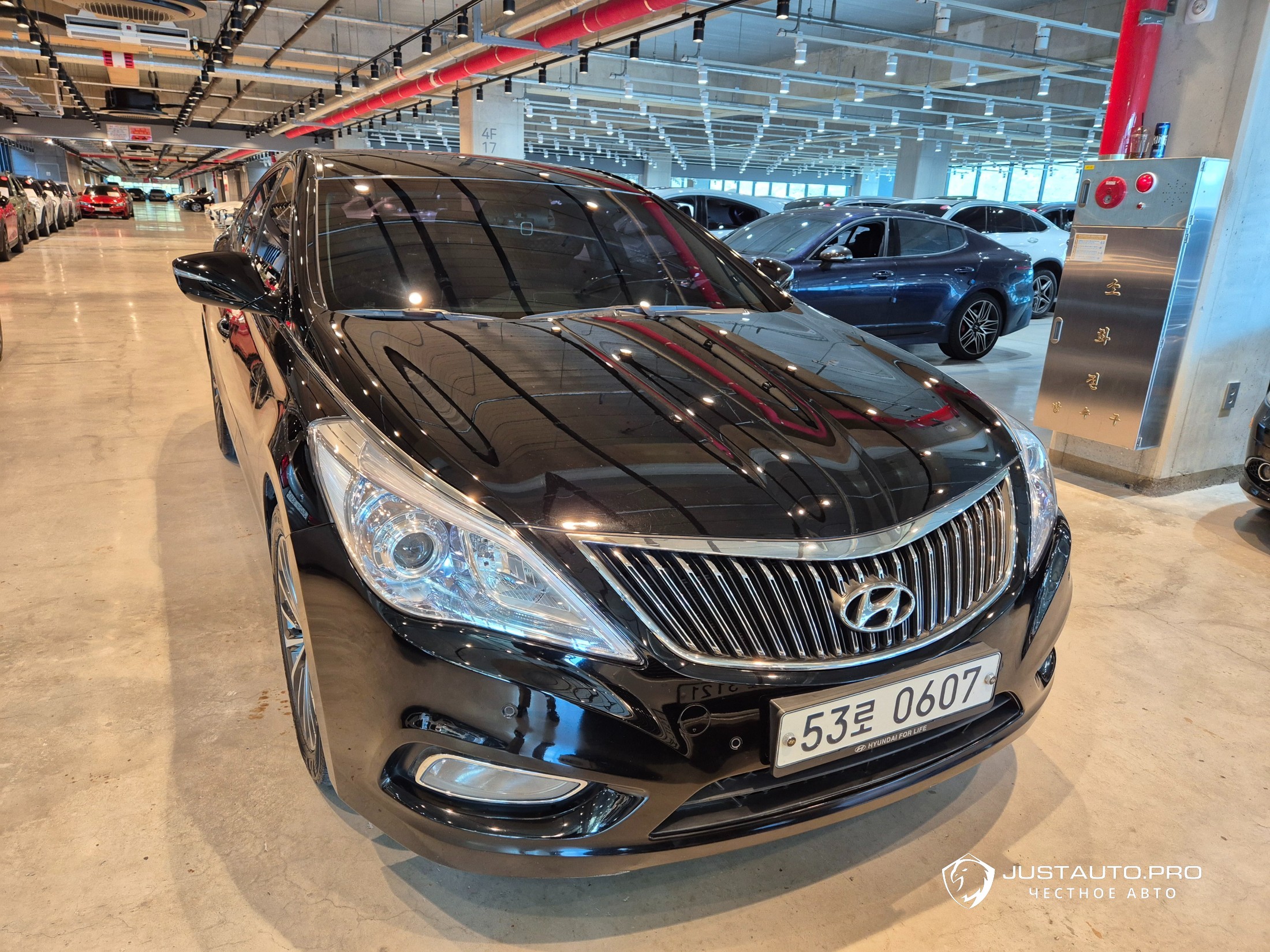 Автомобиль Hyundai Grandeur