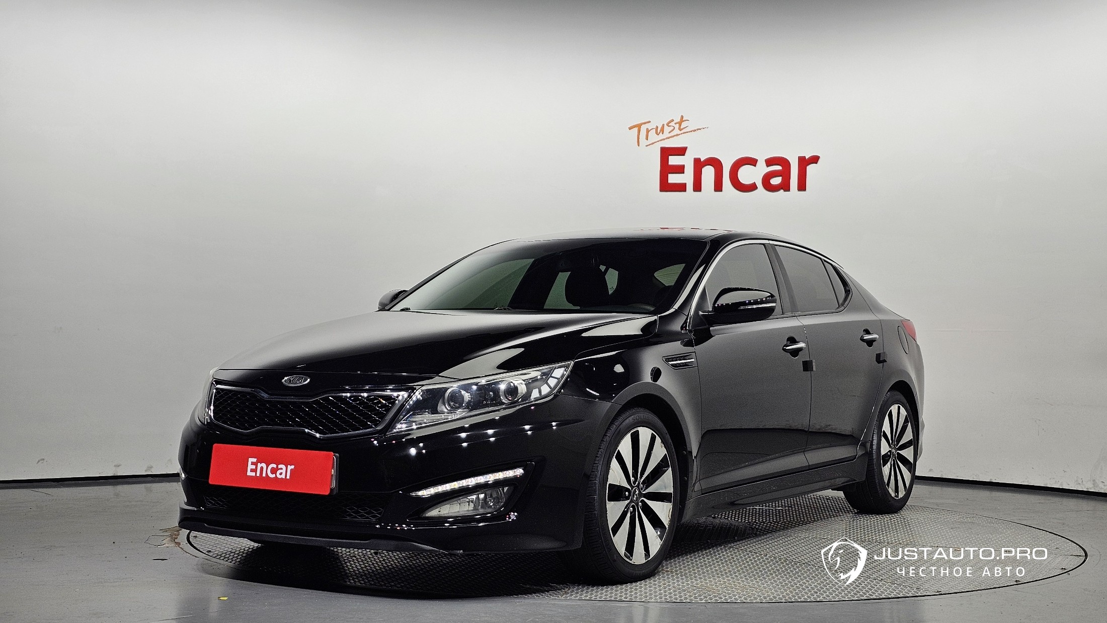 Автомобиль Kia K5