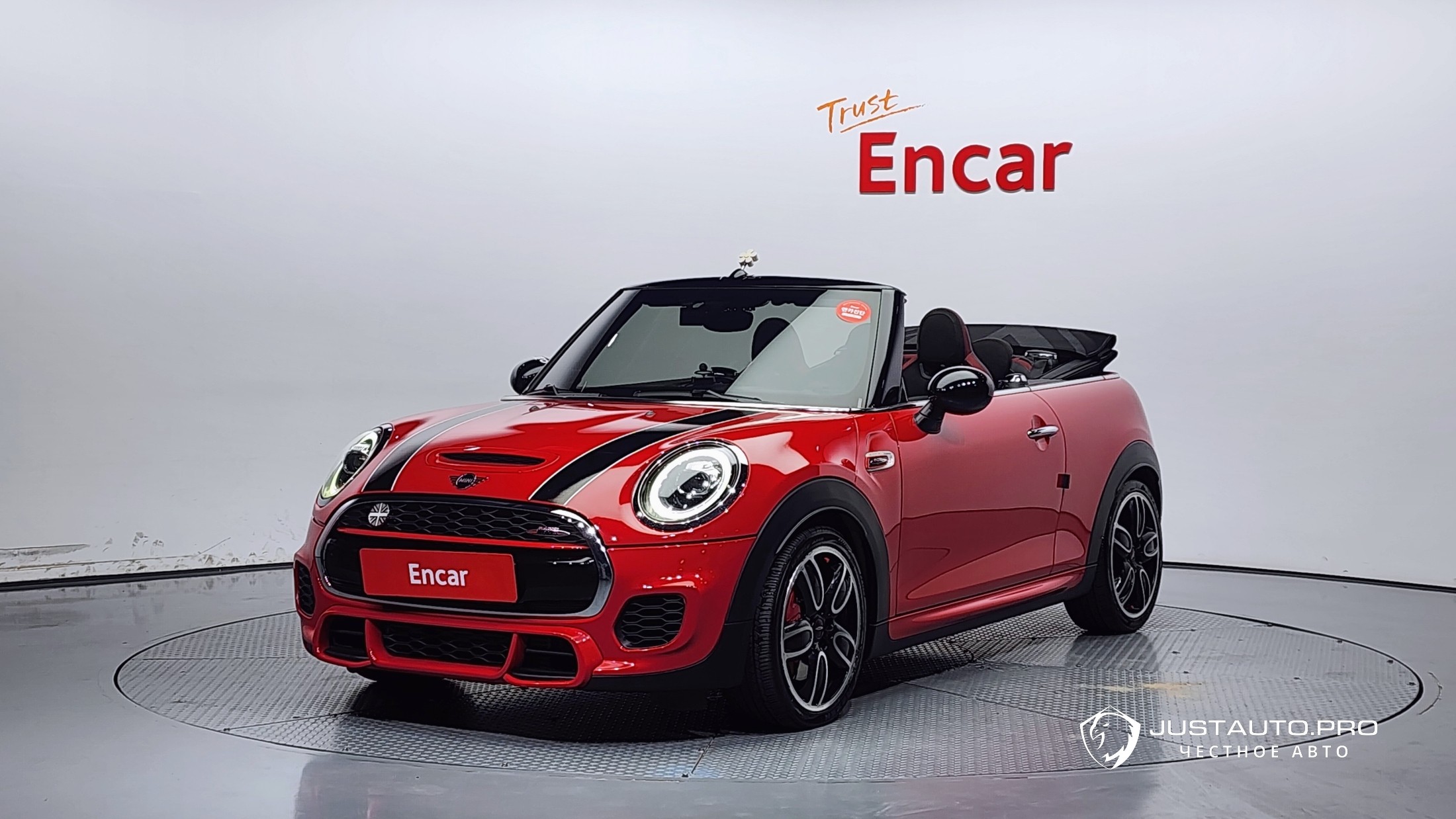 Автомобиль Mini Cooper Convertible