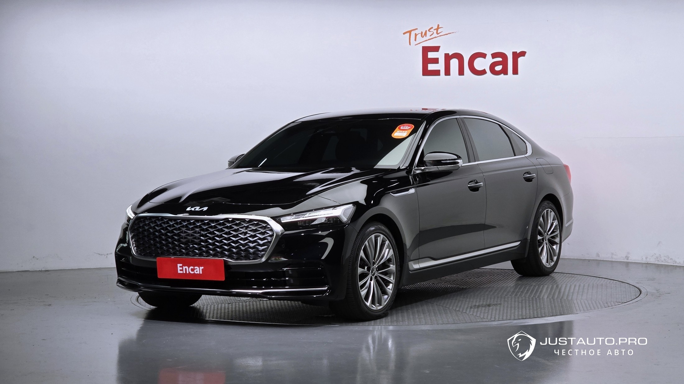 Автомобиль Kia K9