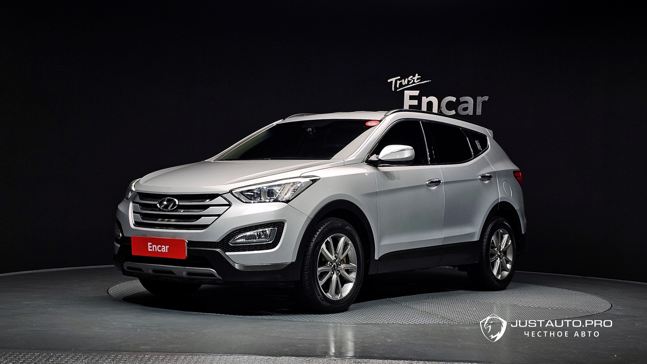 Автомобиль Hyundai Santafe