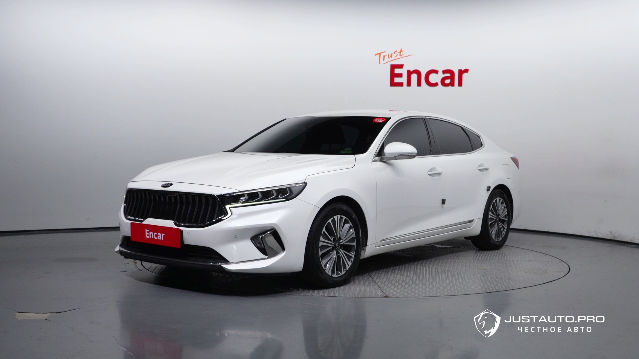 Автомобиль Kia K7