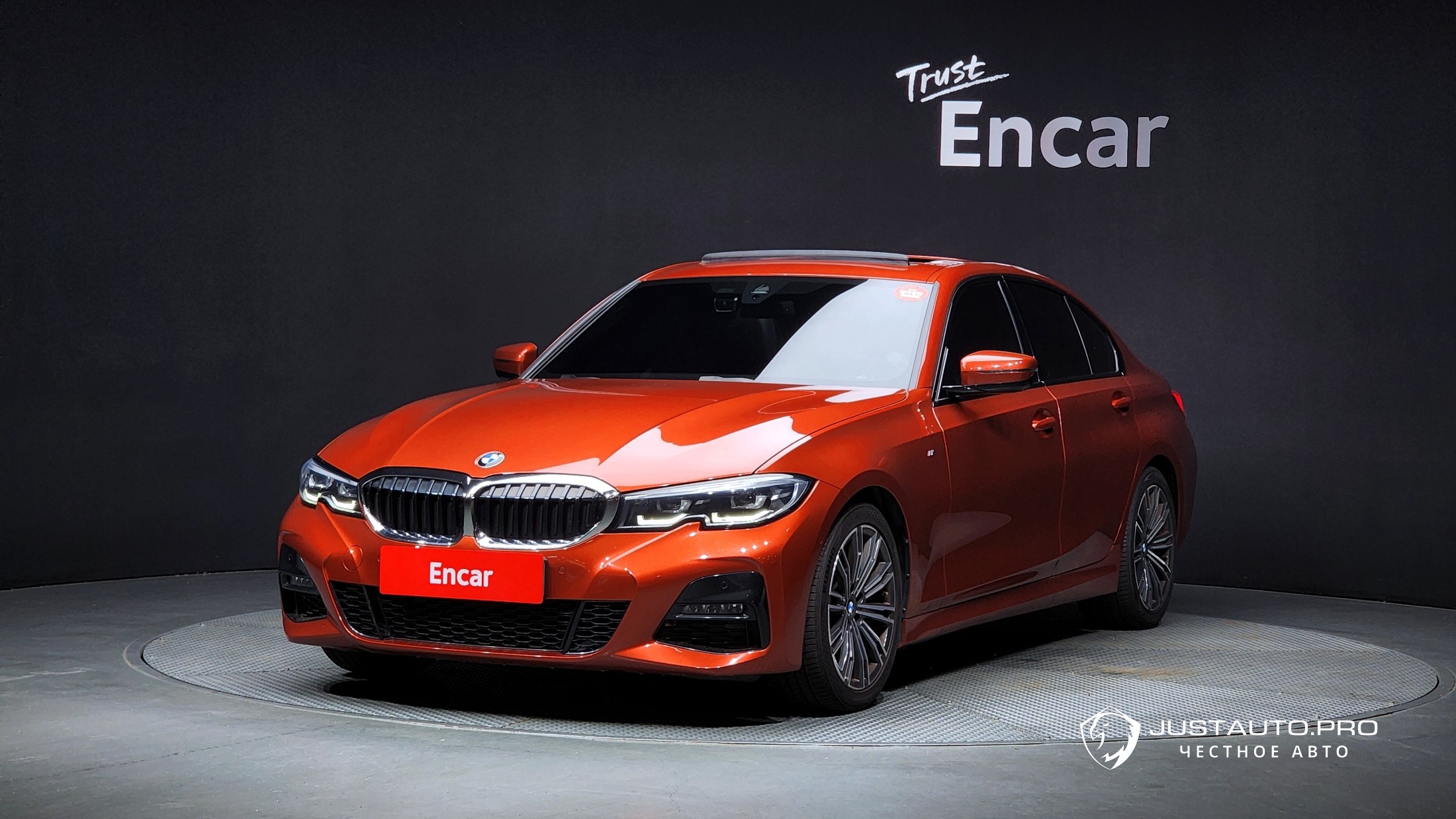 Автомобиль BMW 3-Series