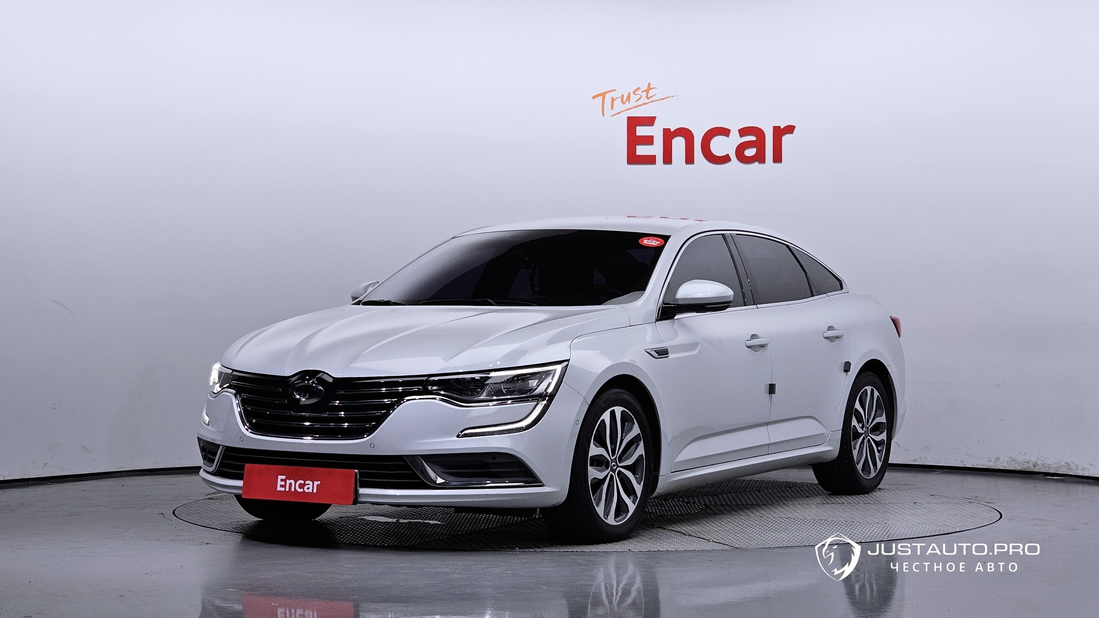 Автомобиль Renault-KoreaSamsung SM6