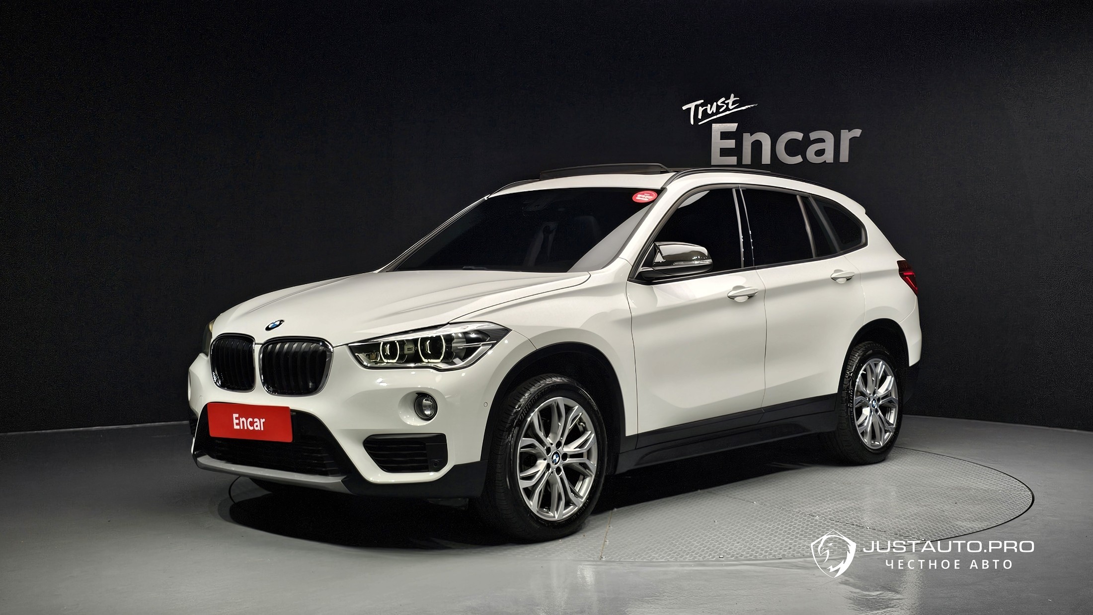 Автомобиль BMW X1
