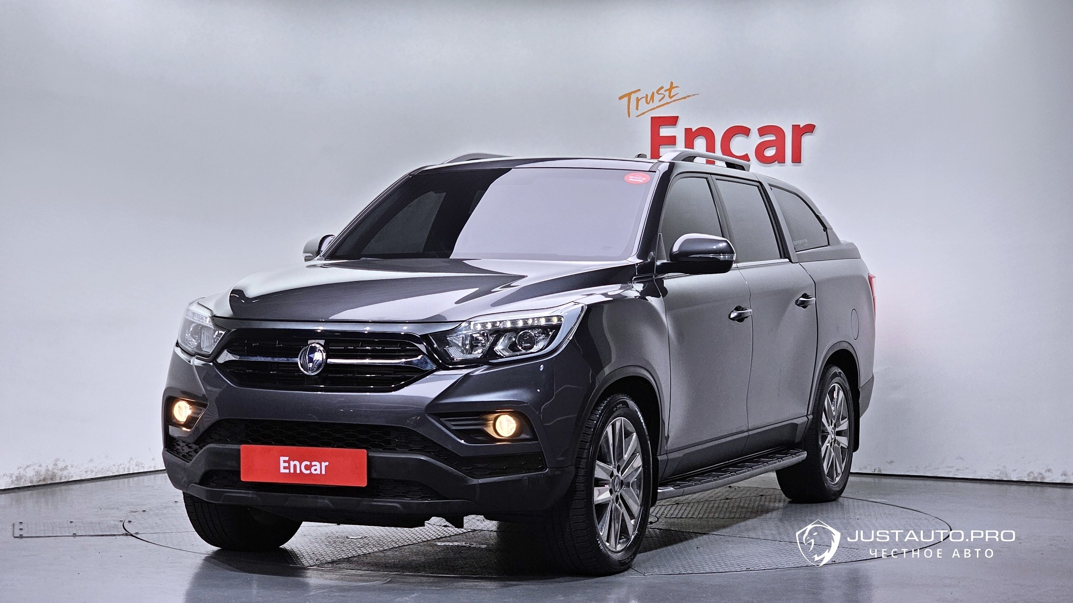 Автомобиль KG_Mobility_Ssangyong Rexton