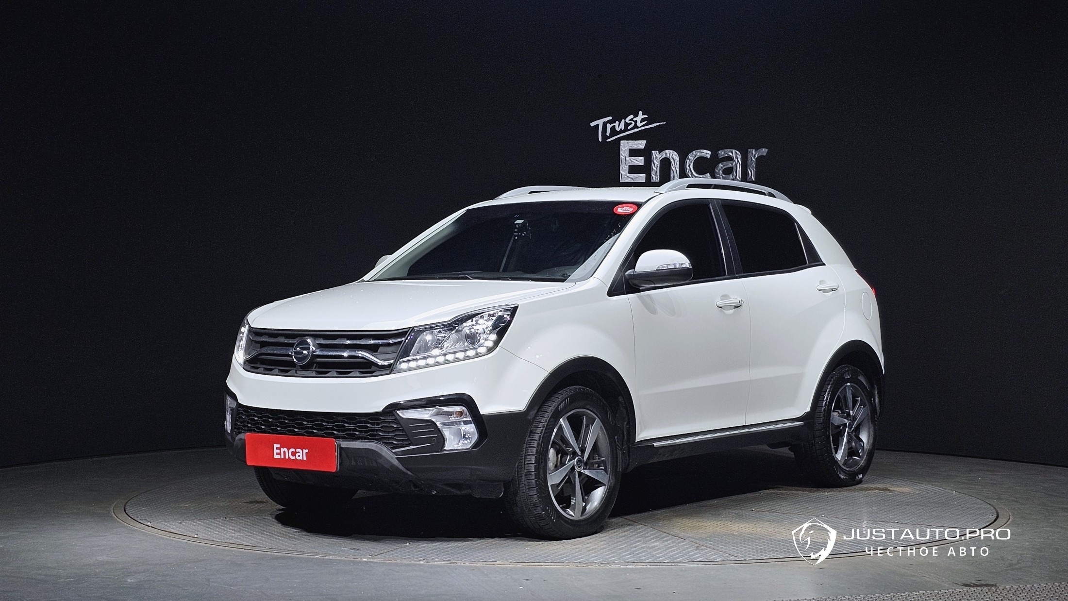 Автомобиль KG_Mobility_Ssangyong KORANDO