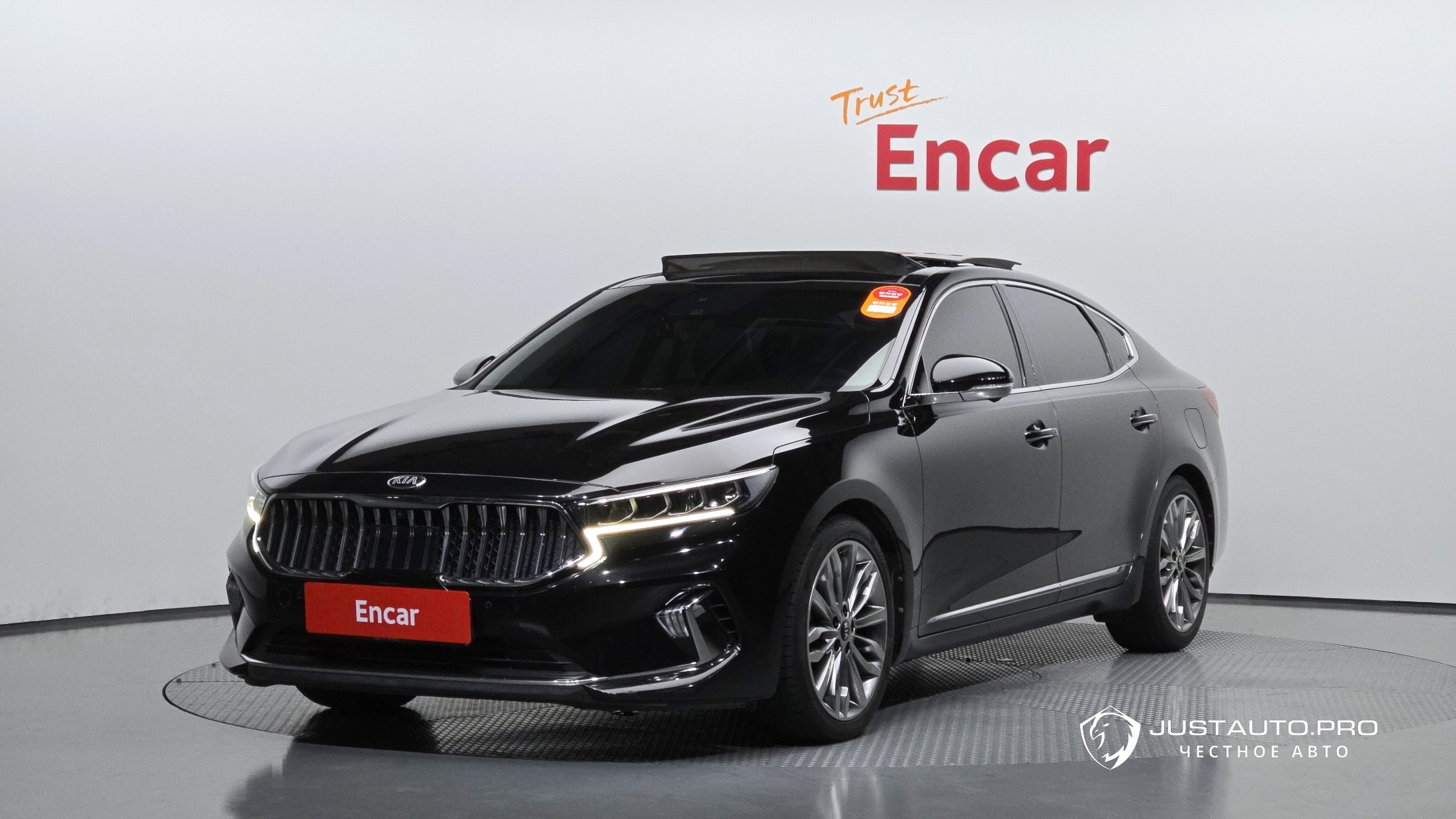 Автомобиль Kia K7